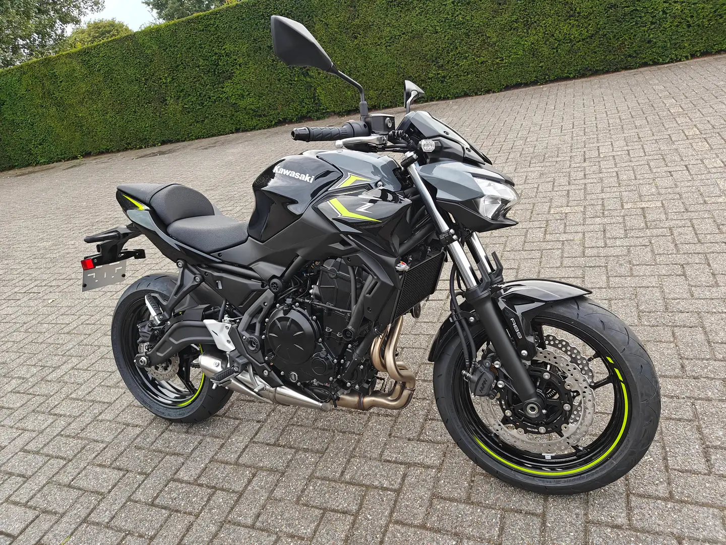 Kawasaki Z 650 *****Superpromotie****** Noir - 1