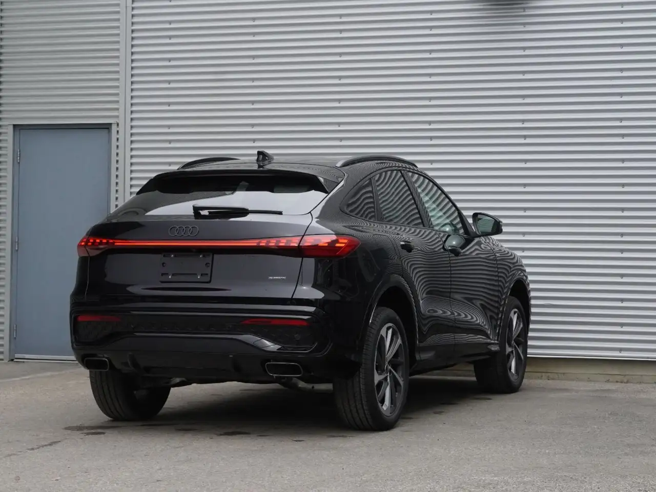 Audi Q5 снимка Audi Q5