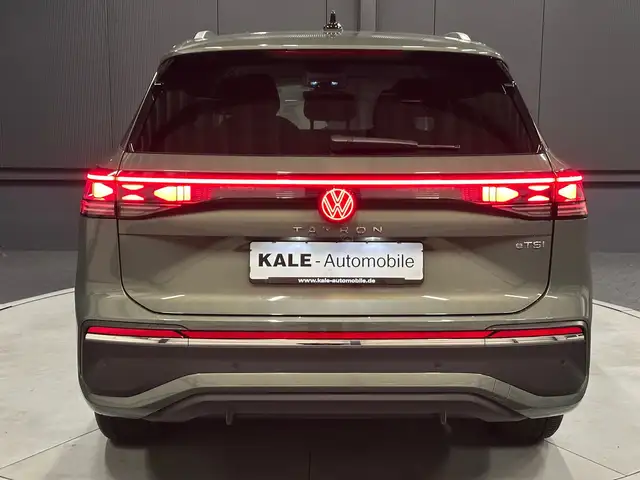 Volkswagen Tayron view 4