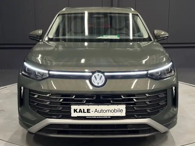 Volkswagen Tayron view 8