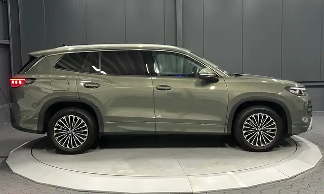 Volkswagen Tayron view 6
