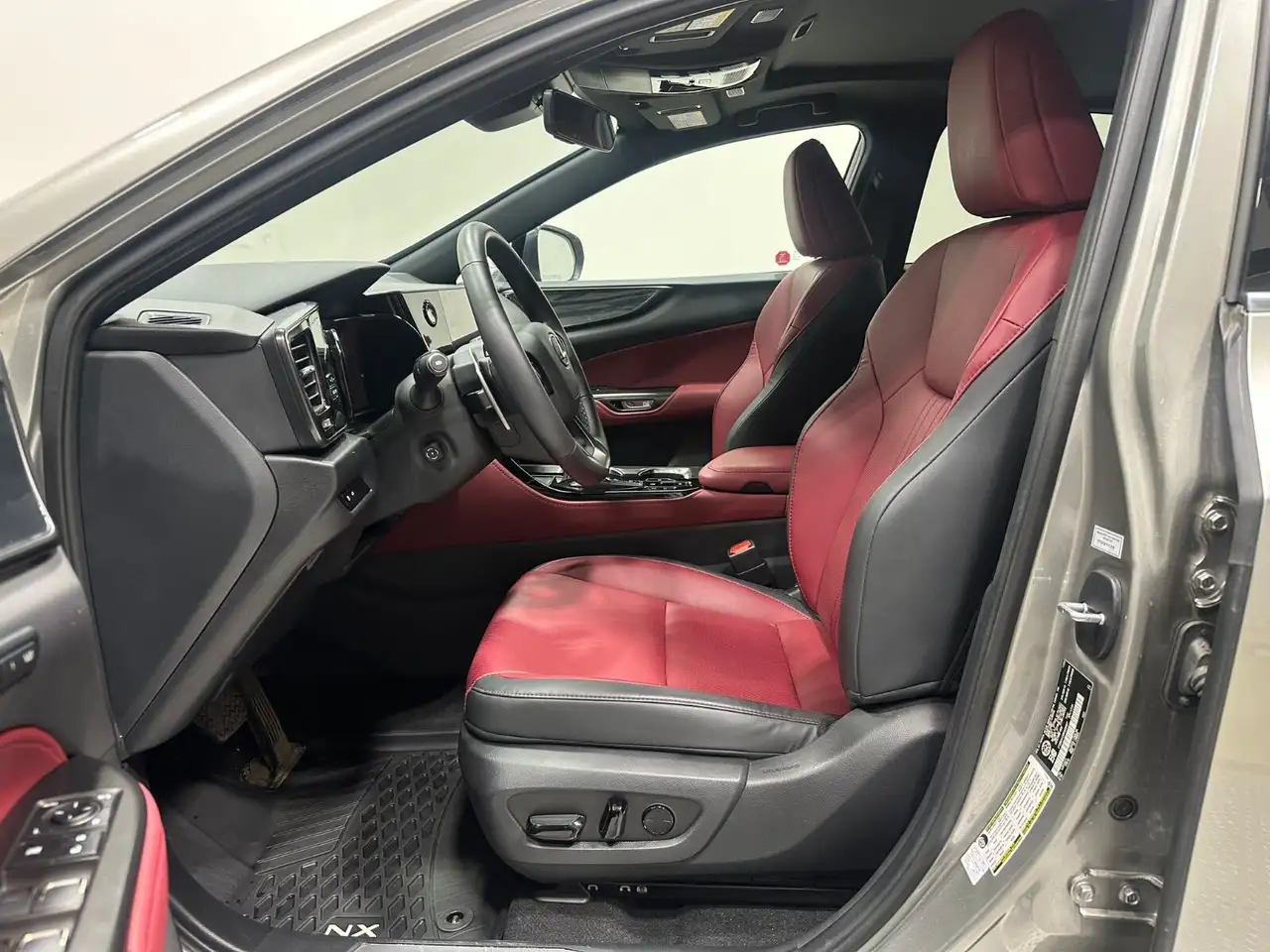 Lexus NX снимка Lexus NX