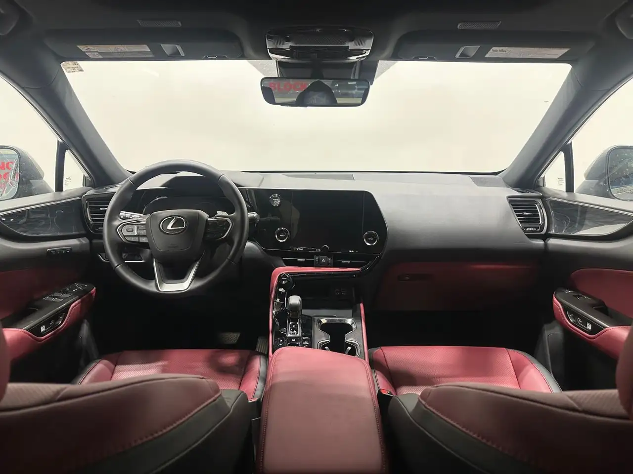 Lexus NX снимка Lexus NX