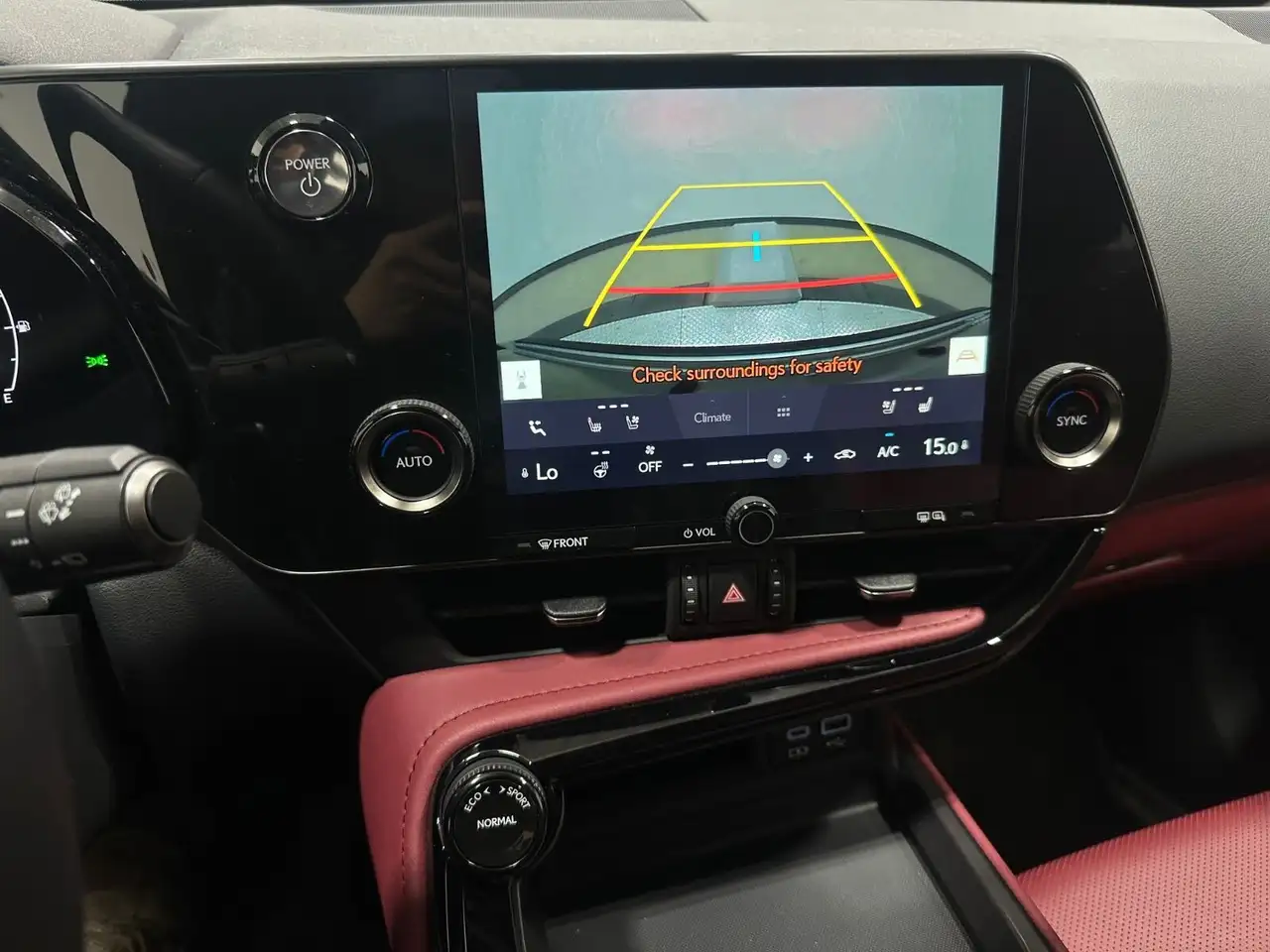Lexus NX снимка Lexus NX