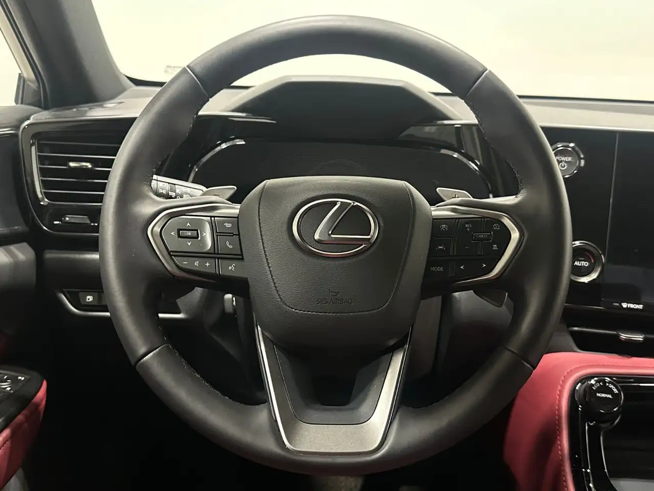 Lexus NX снимка Lexus NX