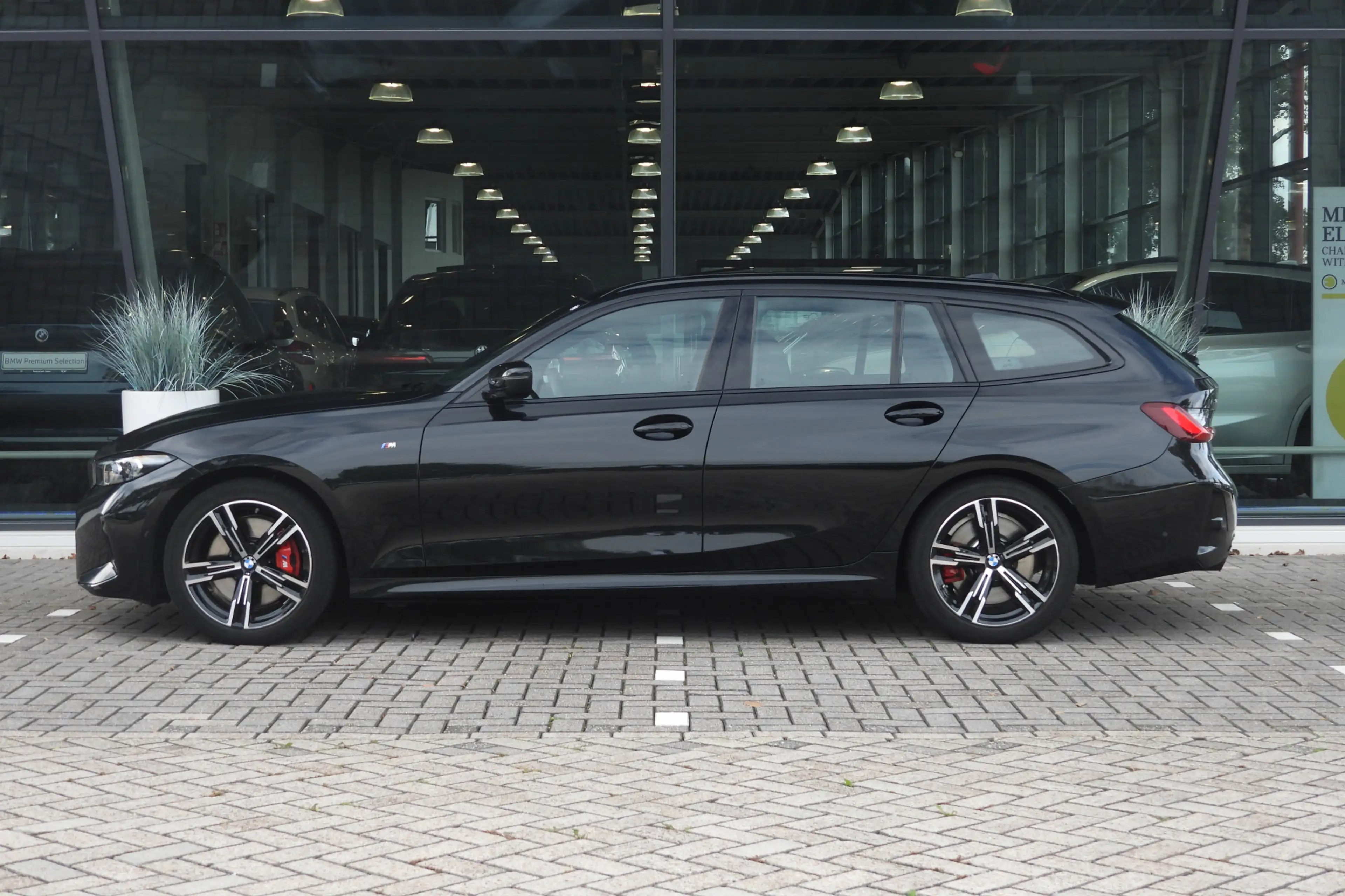 BMW 330 3 Serie Touring 330i xDrive M Sport Automaat / Tre — photo 5