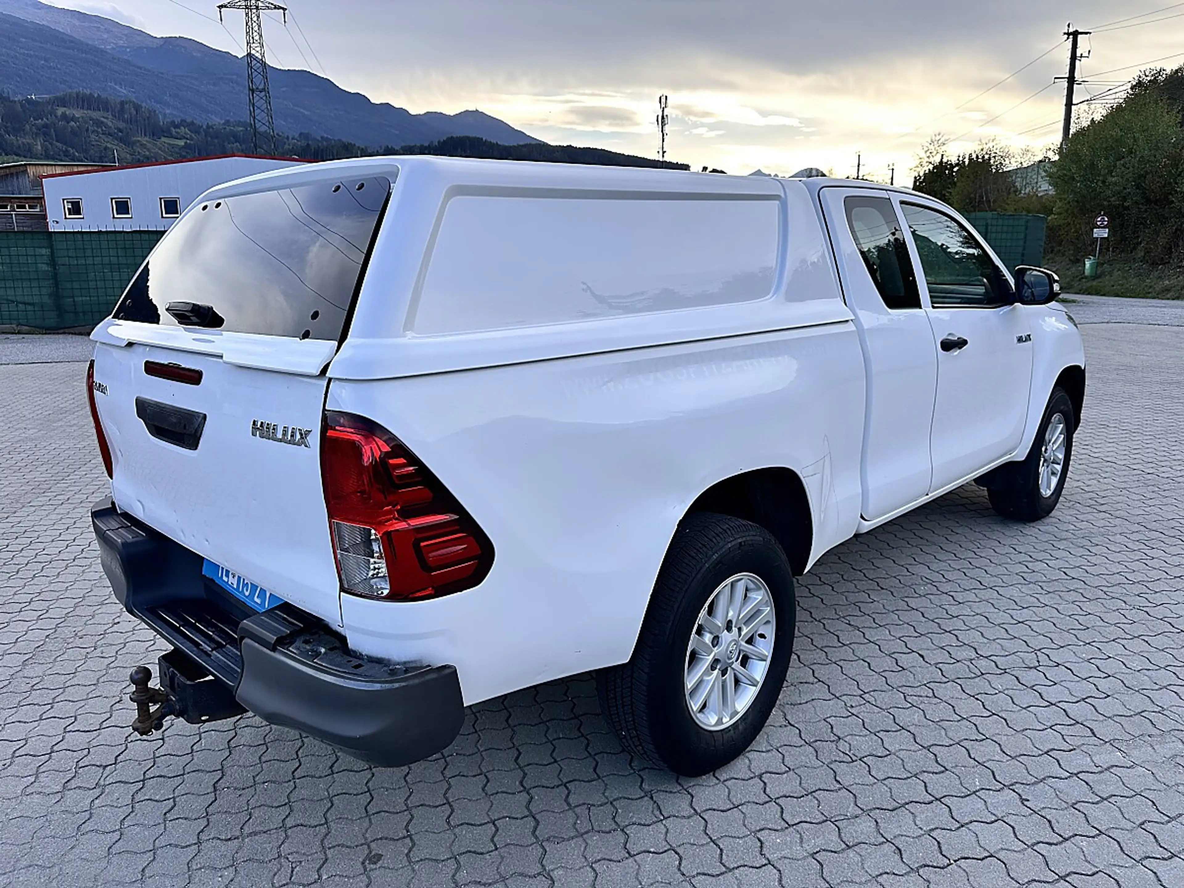 Toyota Hilux X-tra Cab Country 4x4 2,4 D-4D — photo 5