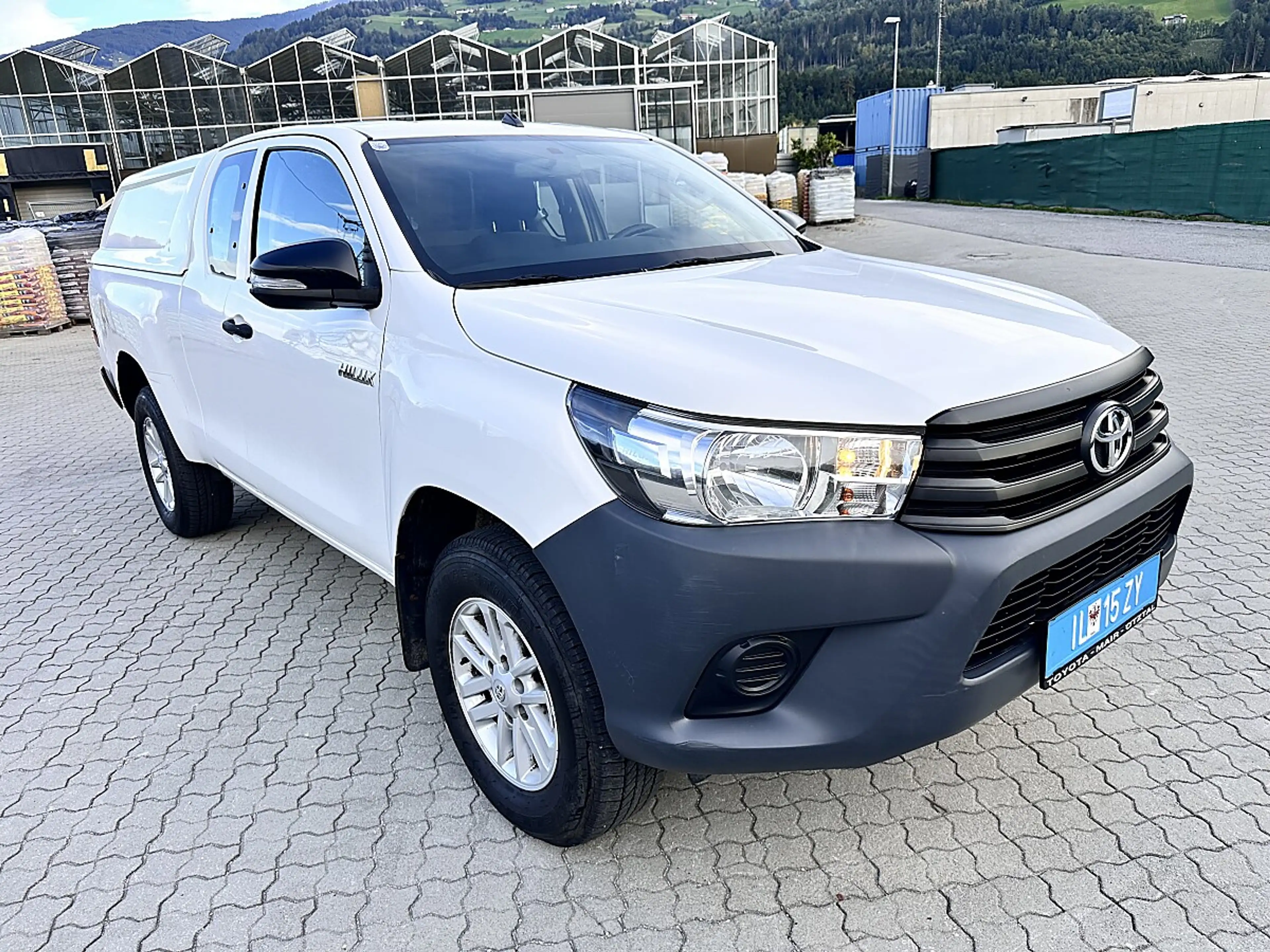 Toyota Hilux X-tra Cab Country 4x4 2,4 D-4D — photo 3