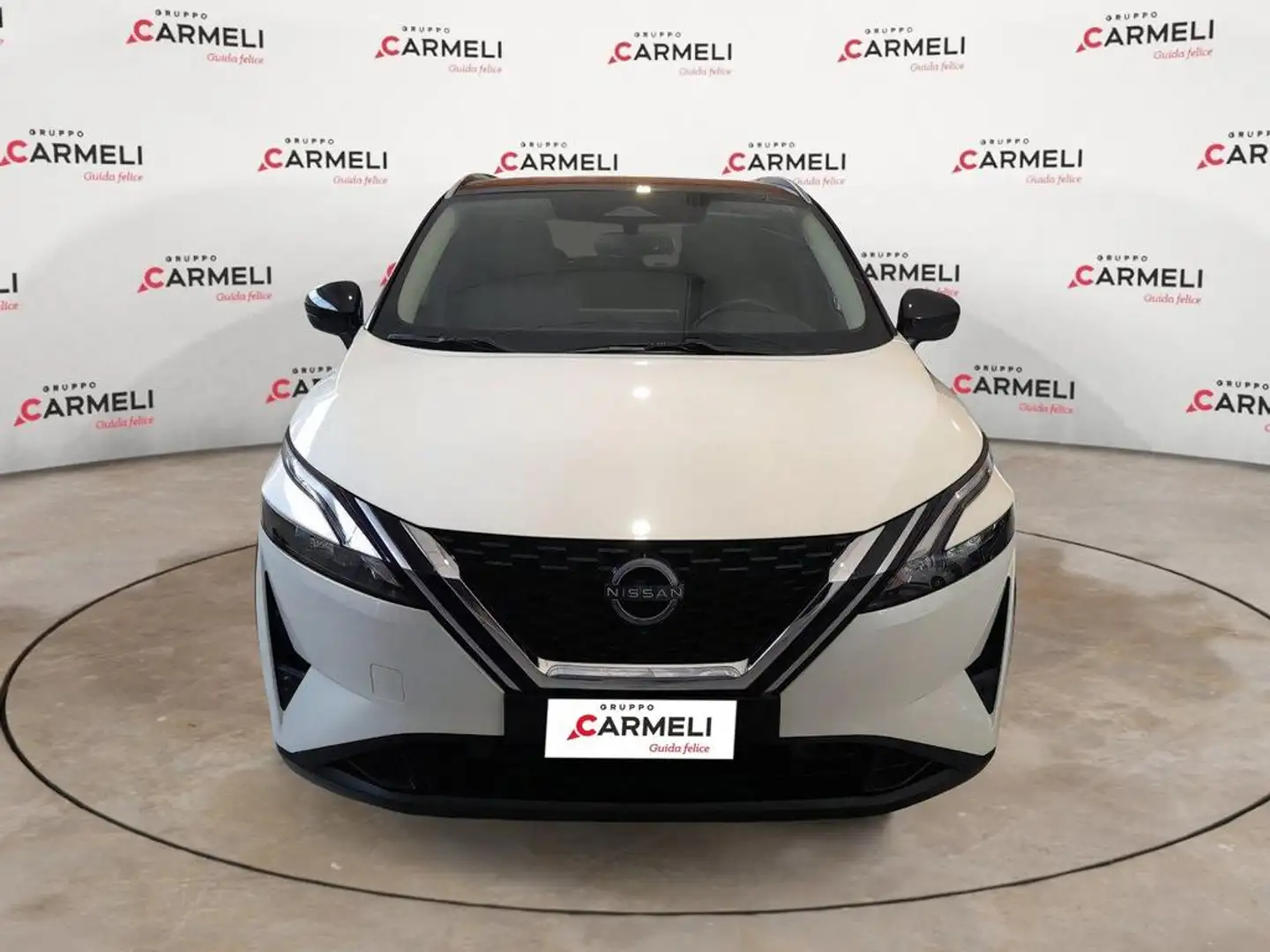 Nissan Qashqai 1.3 mild hybrid Business 2wd 140cv Weiß - 2