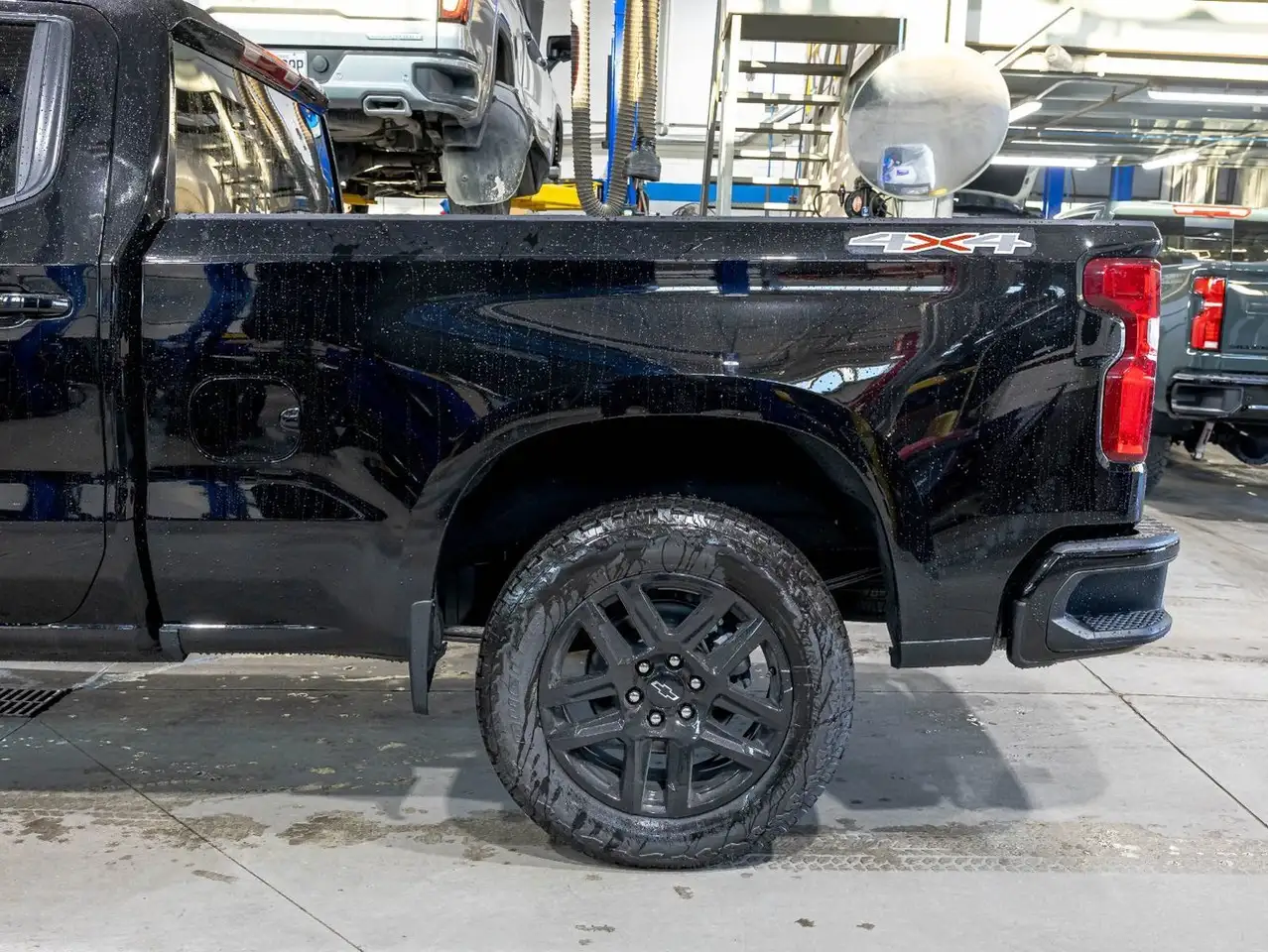 Chevrolet Silverado 1500 photo Chevrolet Silverado 1500