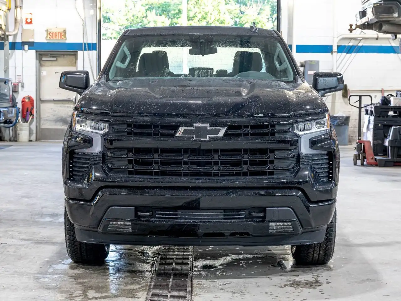 Chevrolet Silverado 1500 photo Chevrolet Silverado 1500