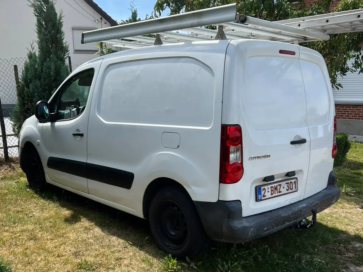 Citroen Berlingo Berlingo 600 1.6 HDi 75 Niveau First Blanc - 1