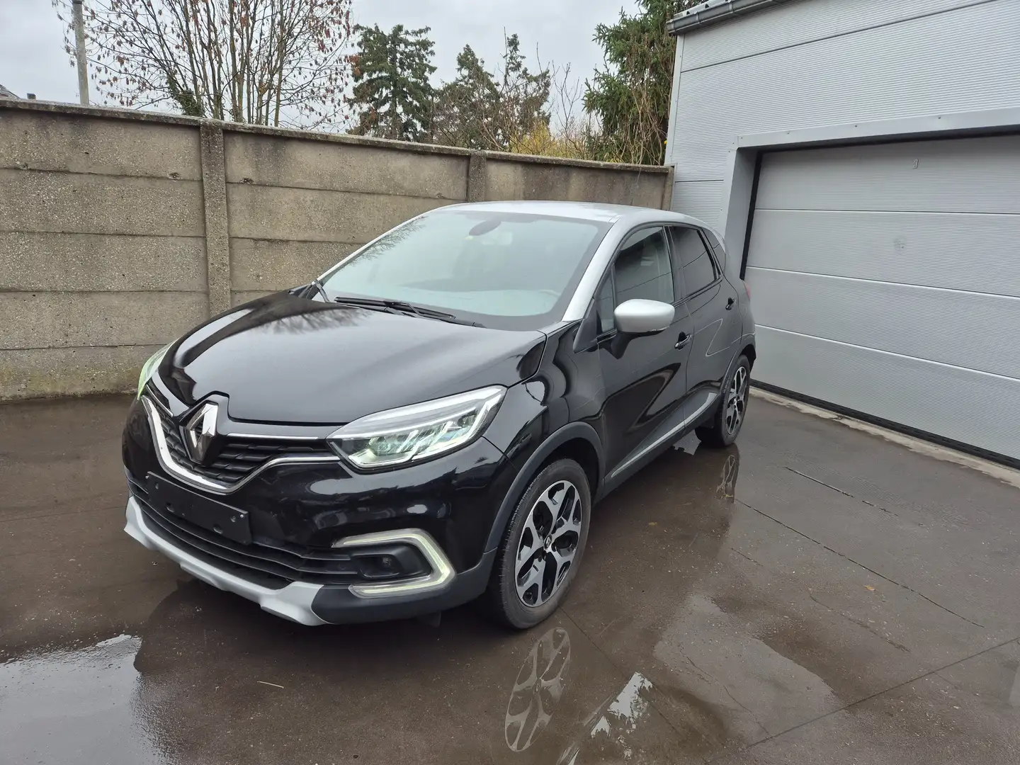 Renault Captur Captur 1.3 TCe Intens, 1er prop, Garantie. Zwart - 1