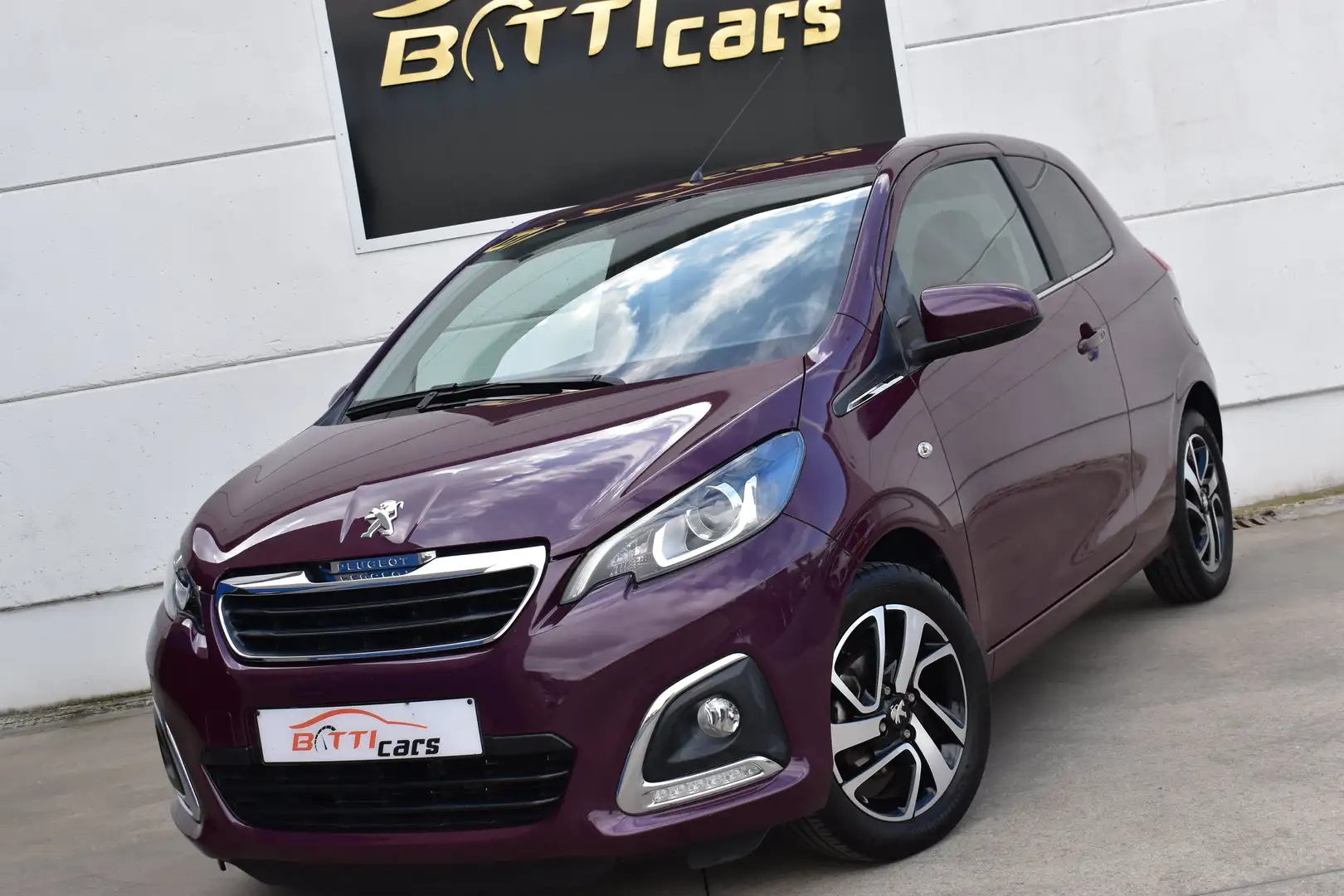Peugeot 108 *Gereserveerd* Allure* Automaat* Dig Airco* Camera Mauve - 1