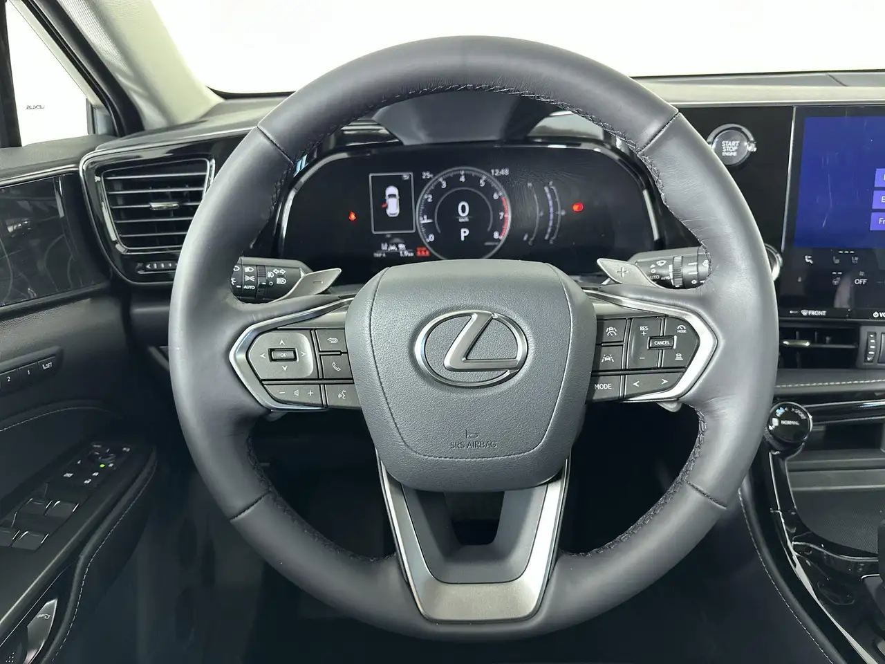 Lexus NX снимка Lexus NX