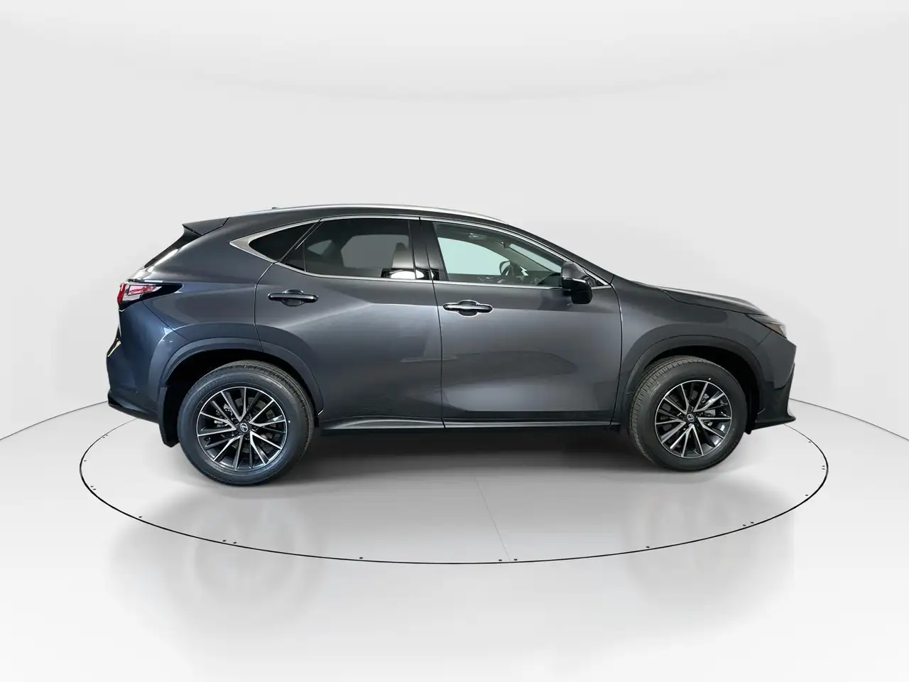 Lexus NX снимка Lexus NX