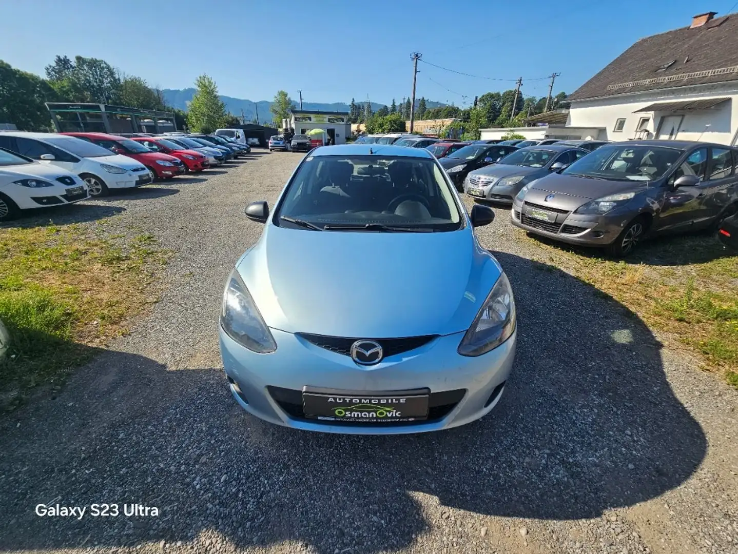 Mazda 2 1,3i CE Plus Blau - 2
