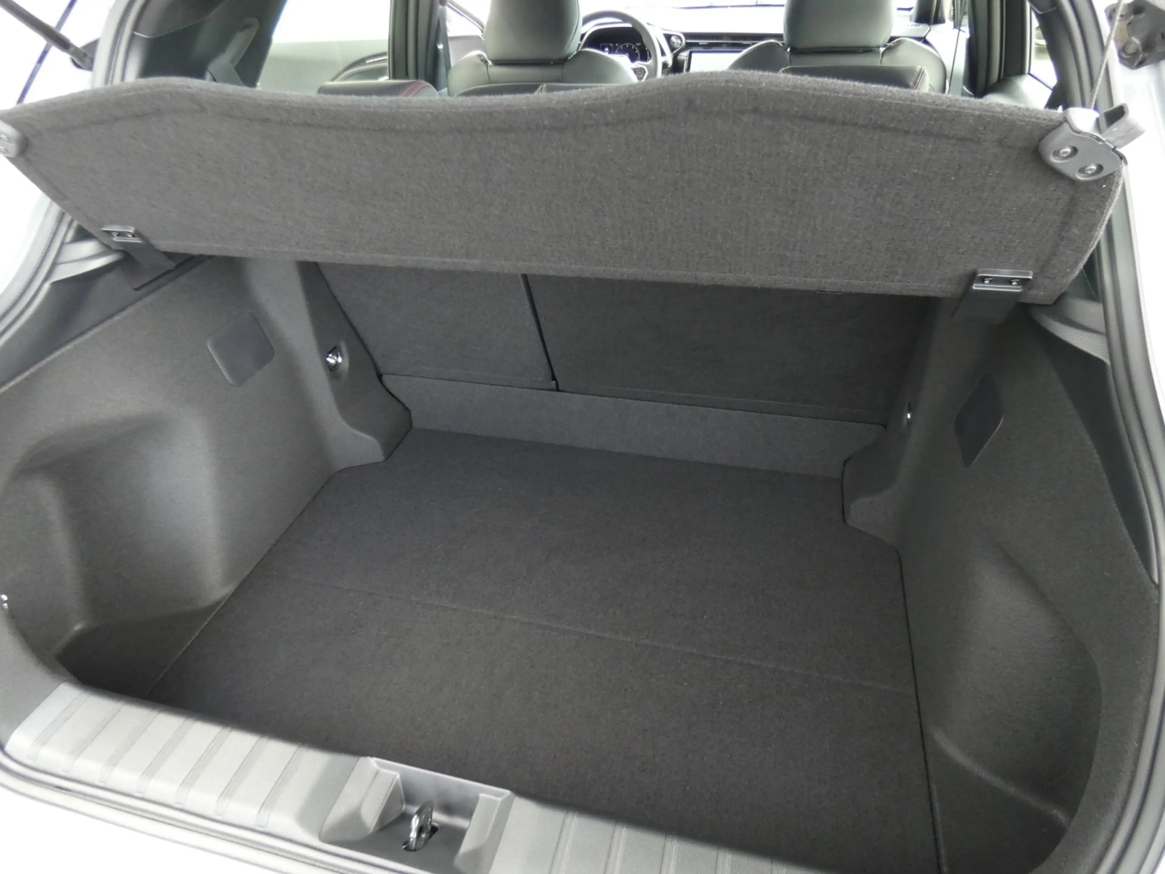 Lexus LBX Hybrid Elegant +ZWART LEDER +Stuur&Zetelverwarming +GPS +Dodehoek +Parkeersensoren — photo 12