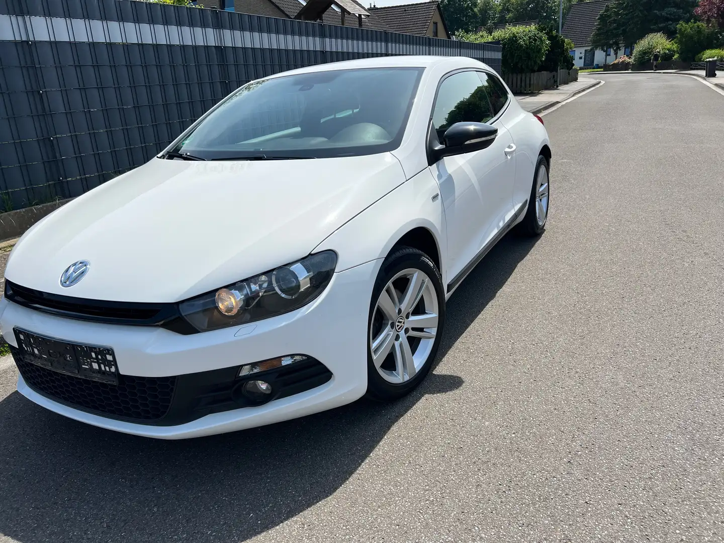 Volkswagen Scirocco Scirocco 1.4 TSI BlueMotion Technology Match Weiß - 1