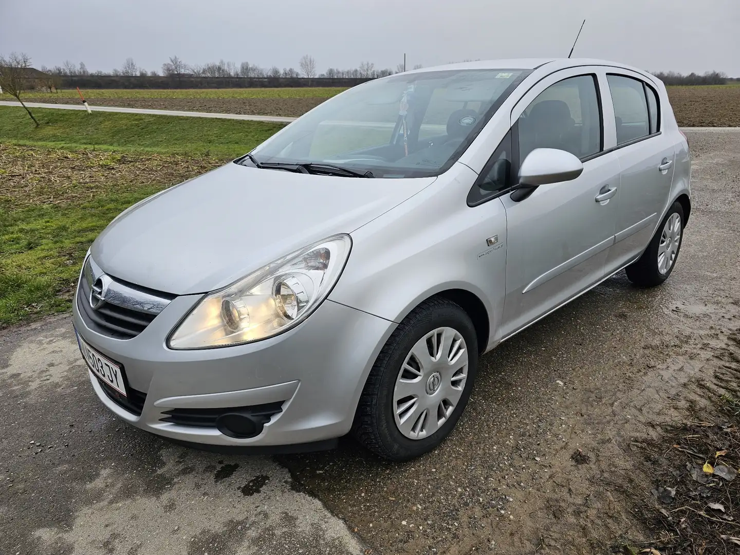 Opel Corsa 1.3 CDTI Silber - 1