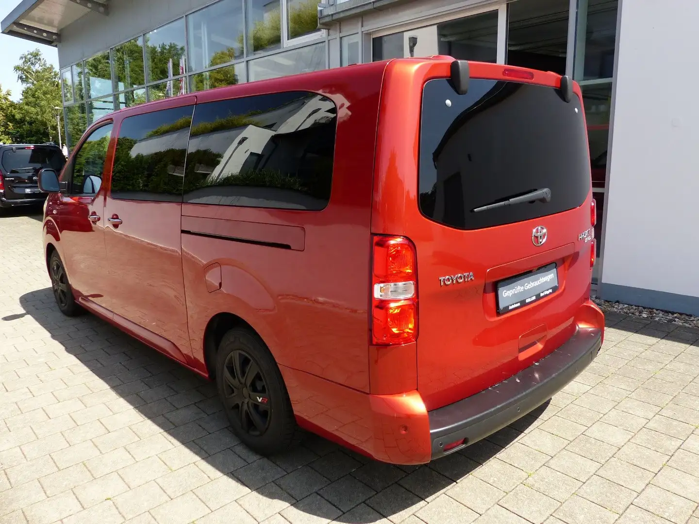 Toyota Proace Verso 2.0D Autom L2 ShuttleComfort 9Sitze Orange - 2