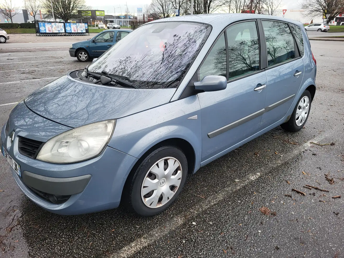 Renault Scenic Scenic 1.9 dCi 130 FAP Jade Bleu - 1