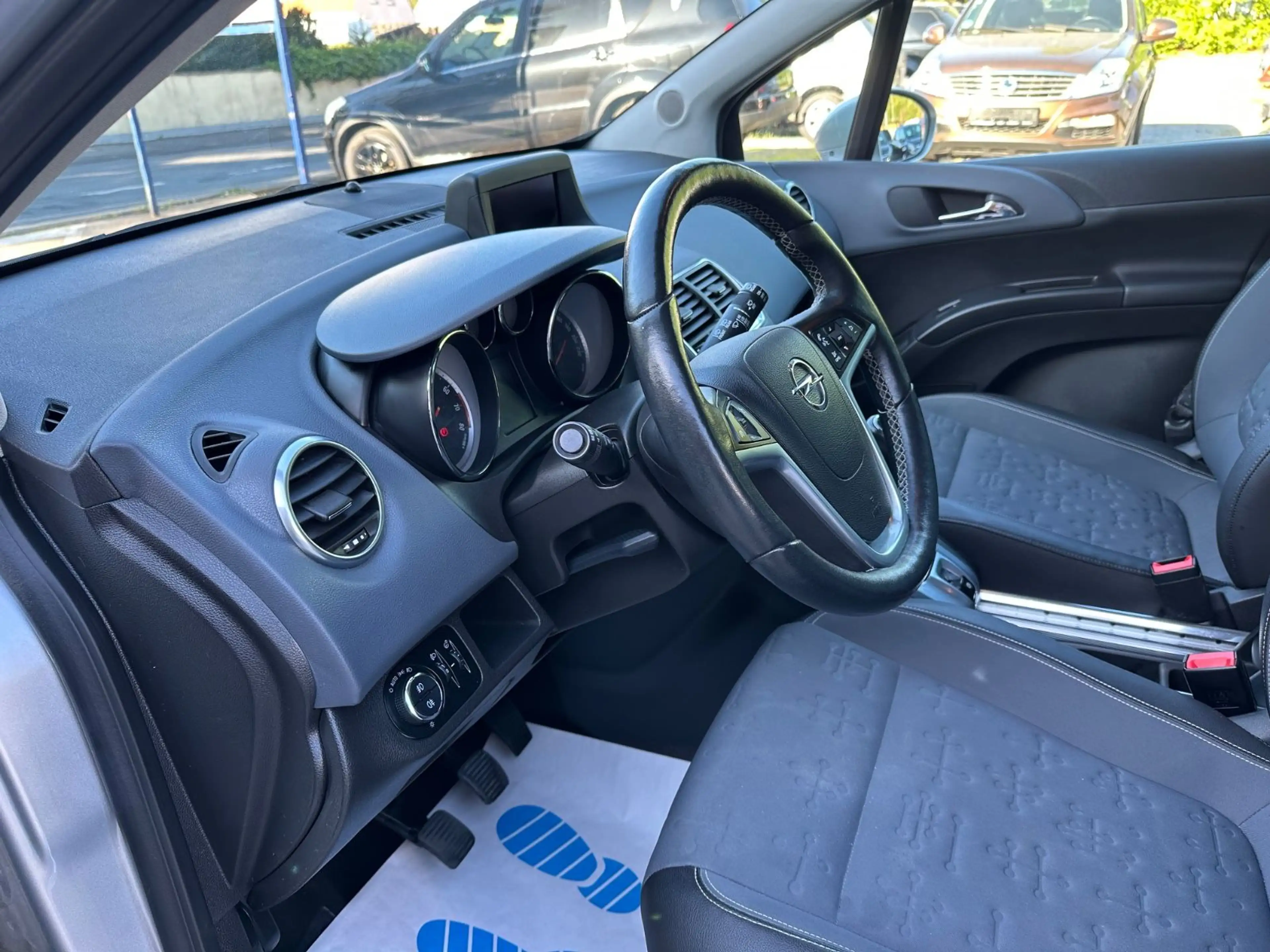Opel Meriva B 1.4 Innovation/Vollausstattung / Navi — photo 14