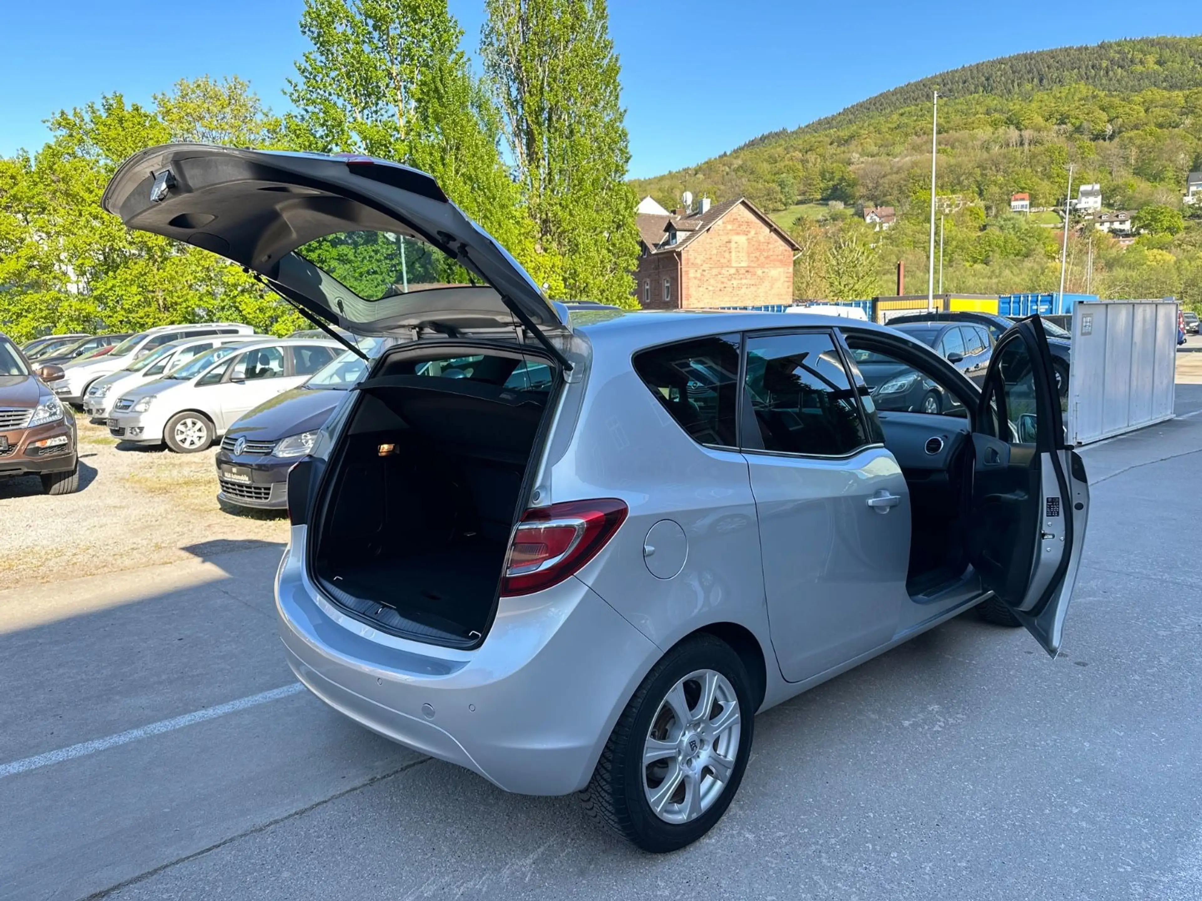 Opel Meriva B 1.4 Innovation/Vollausstattung / Navi — photo 8