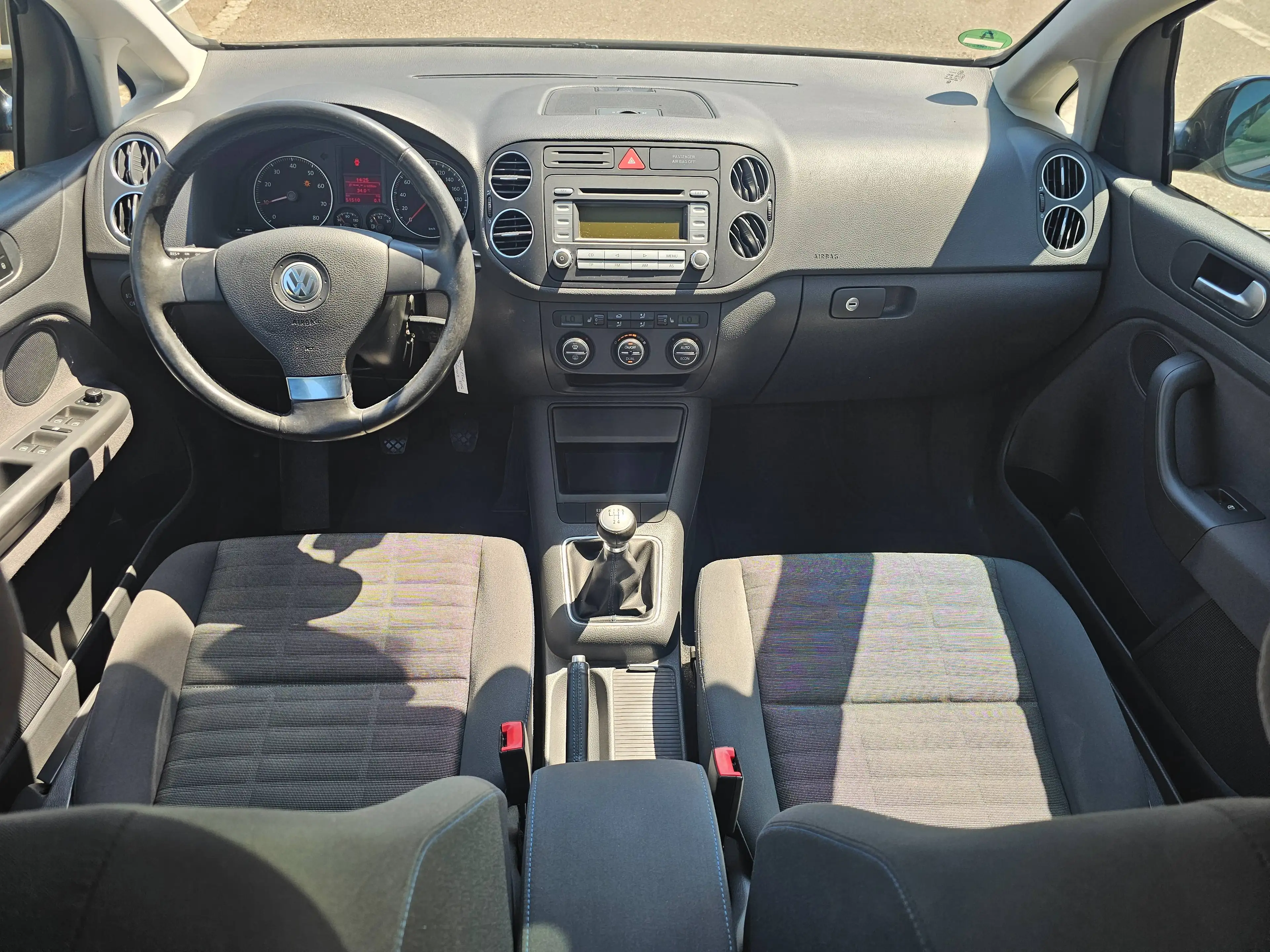 Volkswagen Golf Plus Tour 1-Hand TÜV neu Scheckheftgepflegt — photo 13