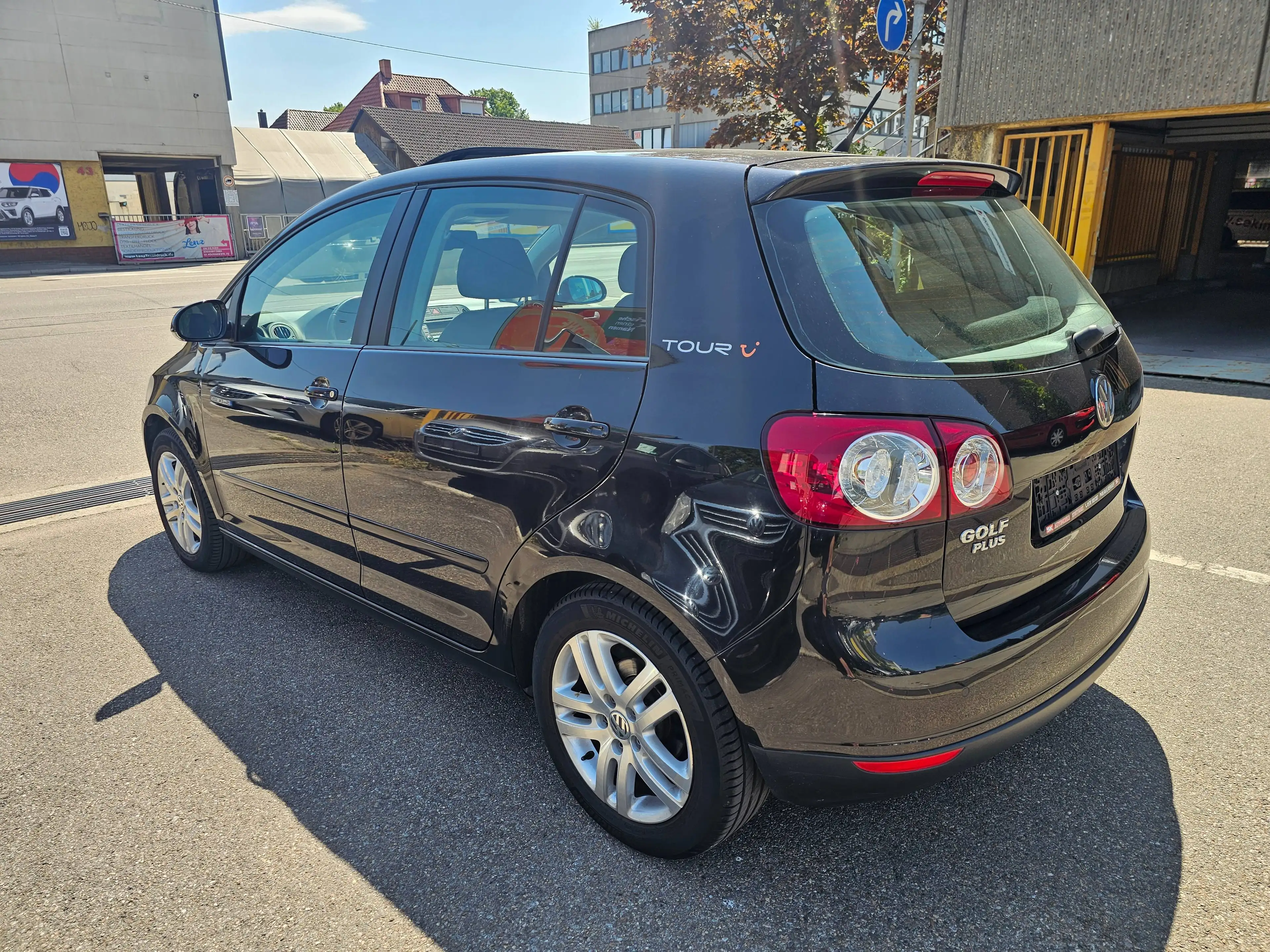 Volkswagen Golf Plus Tour 1-Hand TÜV neu Scheckheftgepflegt — photo 7