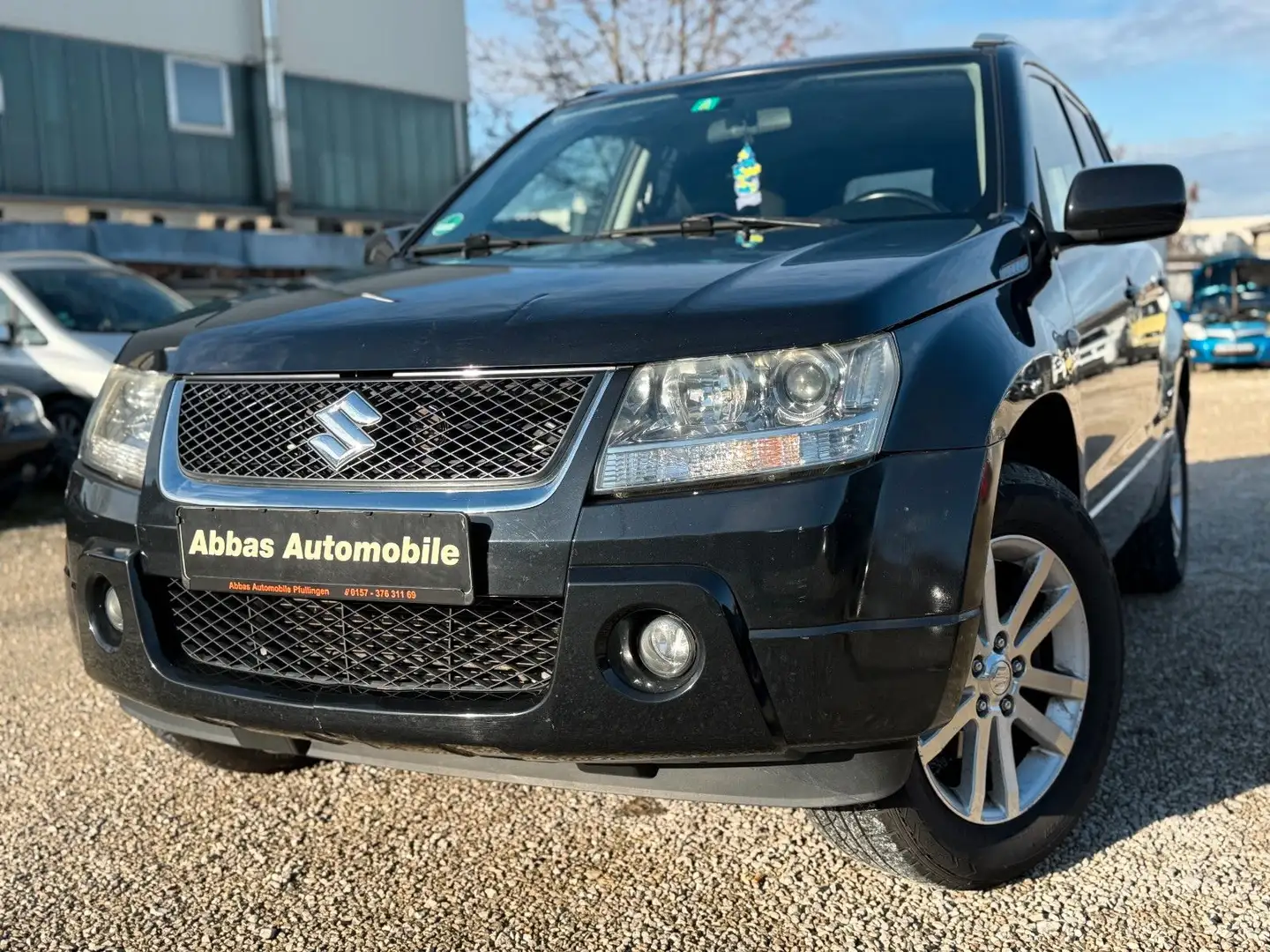 Suzuki Grand Vitara 2.0, 4x4 Automatik Noir - 1