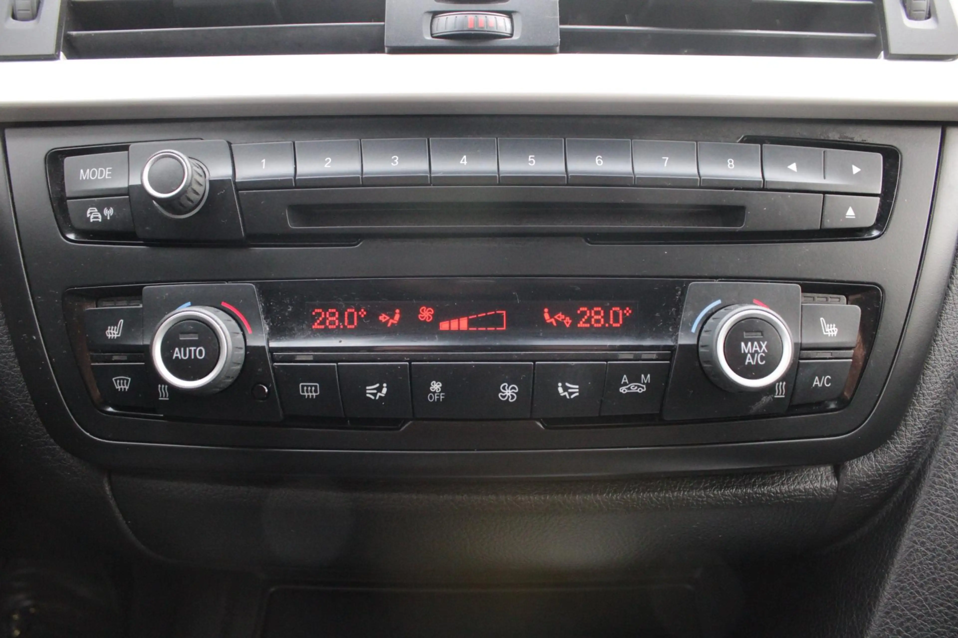 BMW 316 3-serie 316i High Executive | Airco | Navi |Elec r — photo 12