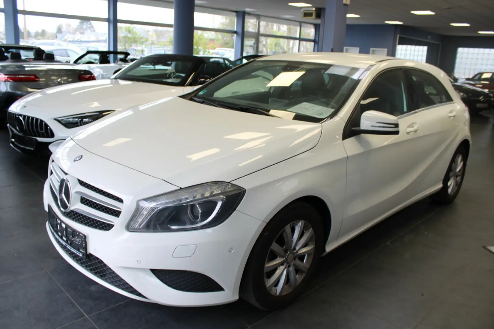 Mercedes-Benz A 180 Style - Xenon - PDC - SHZ - Weiß - 2