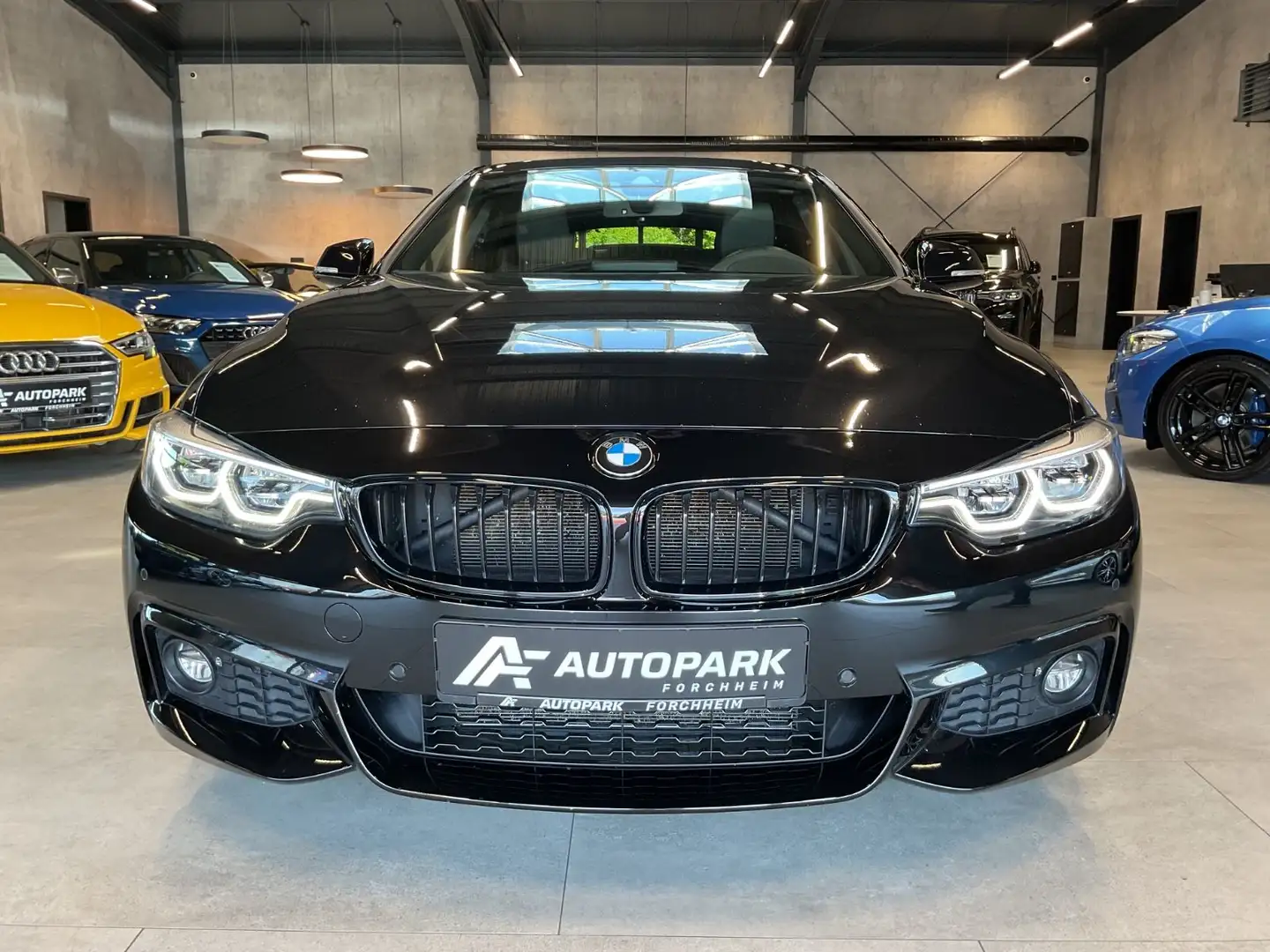 BMW 420 M Paket DAB HuD Leder LED SD Schwarz - 2