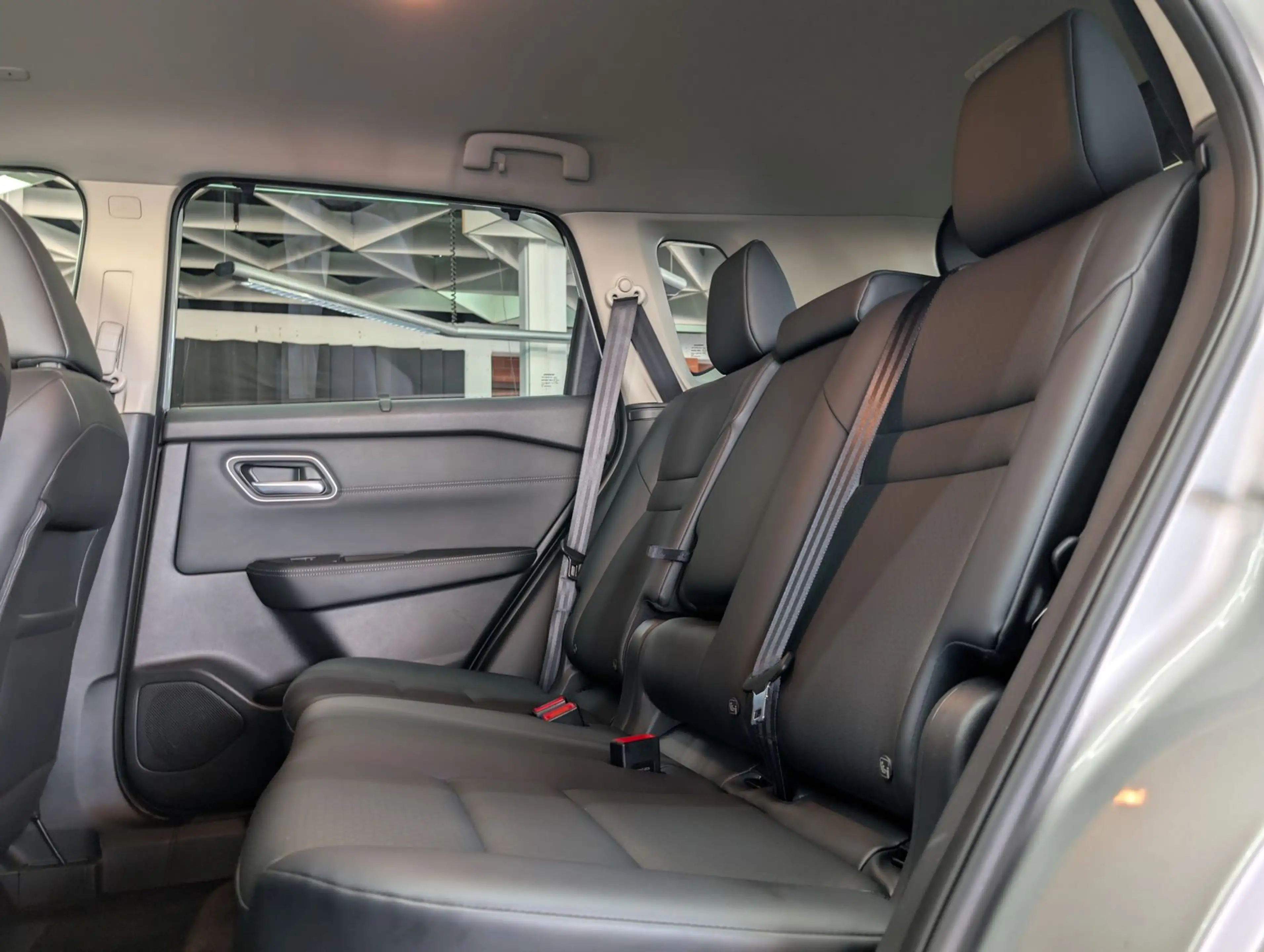Nissan X-Trail 1.5 e-Power e-4 Tekna Bose HUD LED+ 20" — photo 13