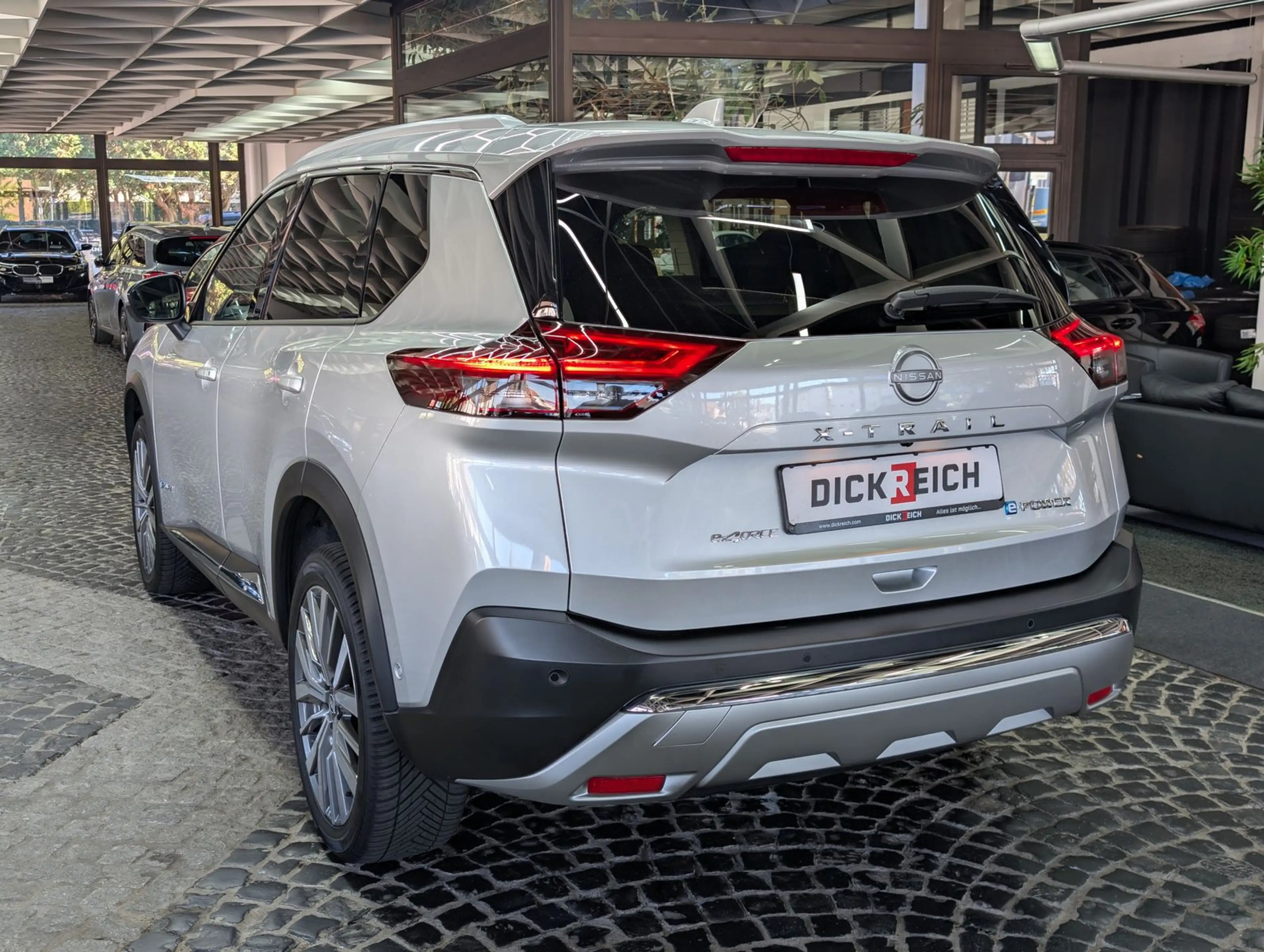 Nissan X-Trail 1.5 e-Power e-4 Tekna Bose HUD LED+ 20" — photo 5