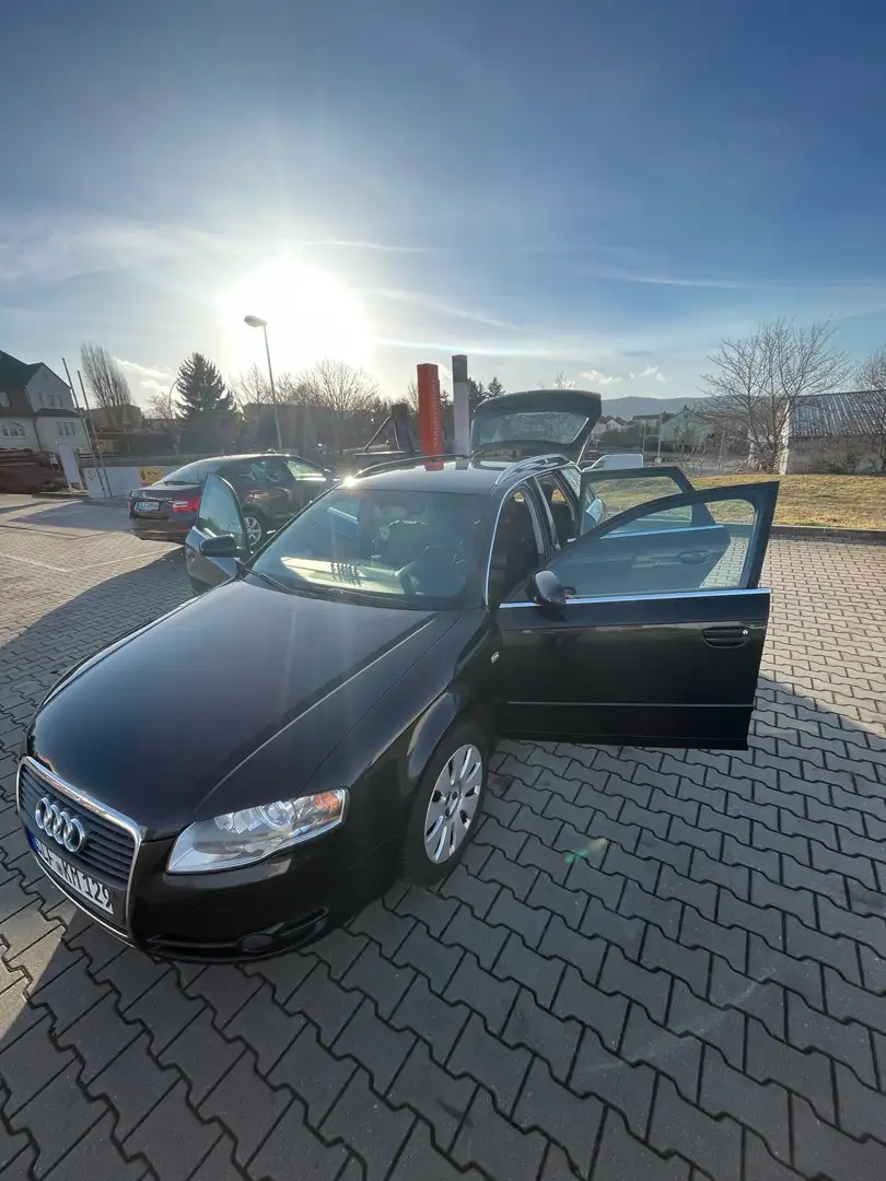 Audi A4 Avant 2.0 TDI multitronic Schwarz - 1