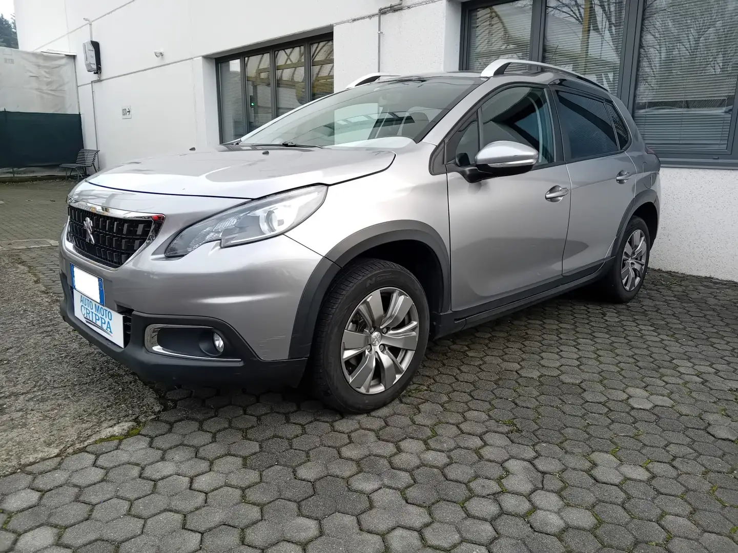 Peugeot 2008 1.2 BENZINA MANUALE OK NEOPAT. SENZA VINCOLI Grau - 1