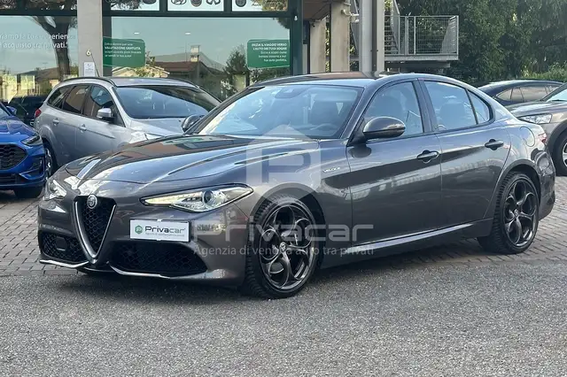 Alfa Romeo Giulia Giulia 2.2 Turbodiesel 210 CV AT8 AWD Q4 Veloce