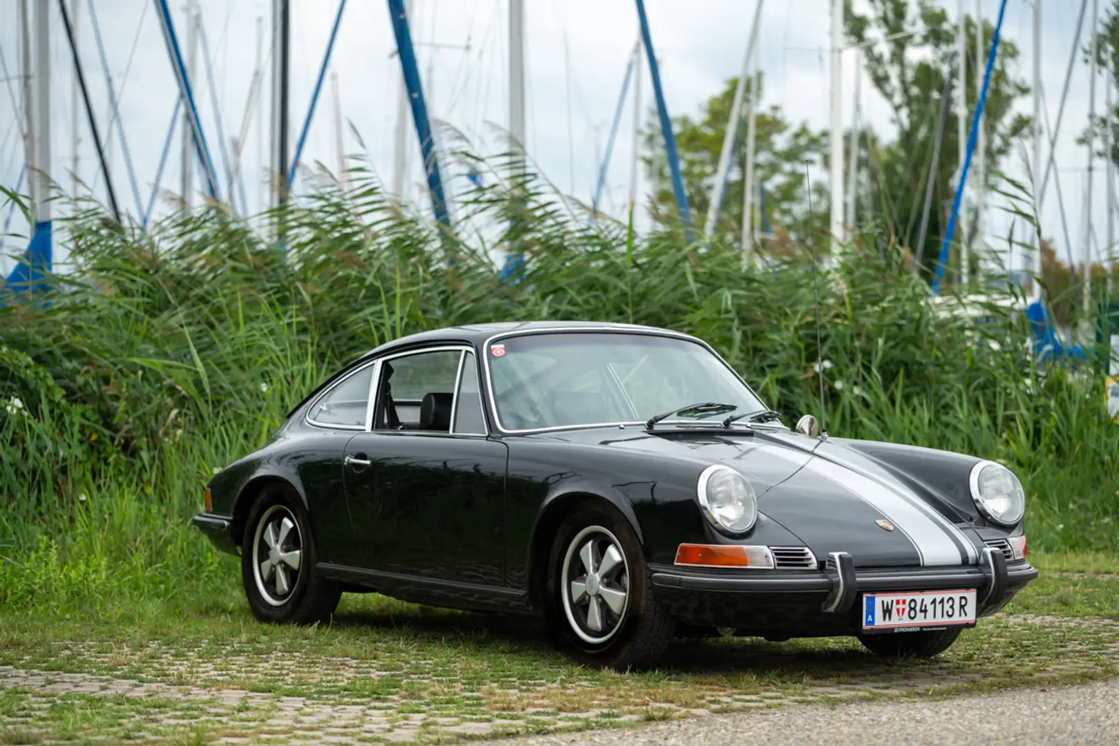 Oldtimer Porsche 911 2,2 T Schwarz - 1