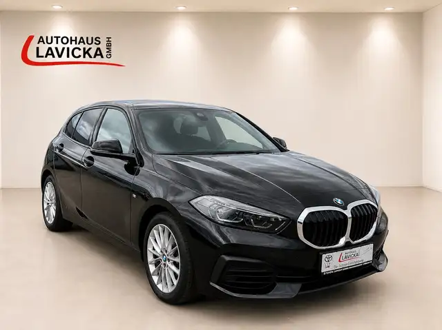 Bmw 120 i Limousine Advantage | Schiebedach | Navi