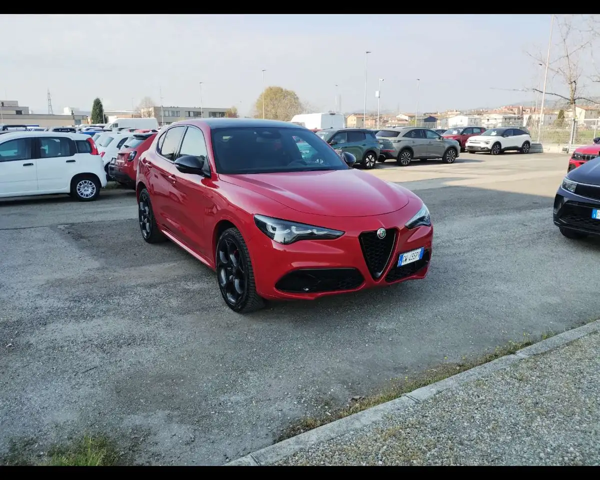 Alfa Romeo Stelvio 2024