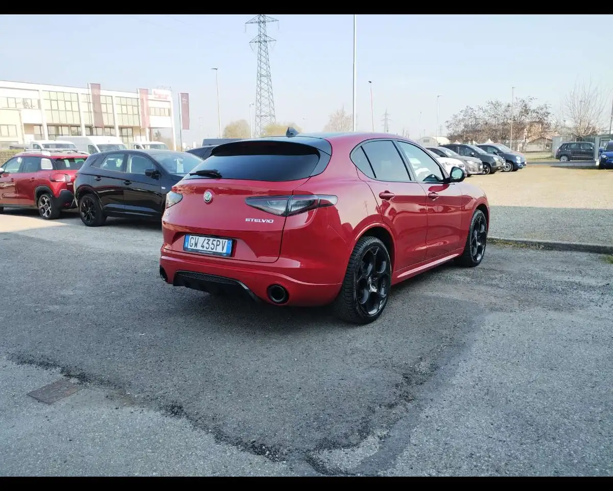 Alfa Romeo Stelvio 2024