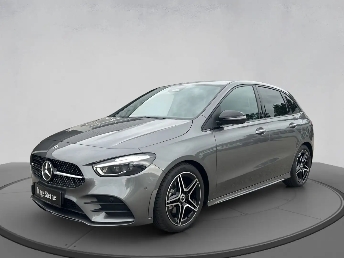 Mercedes-Benz B 180 d Österreich-Edition Klima Shz Ambi eHeck Grau - 2
