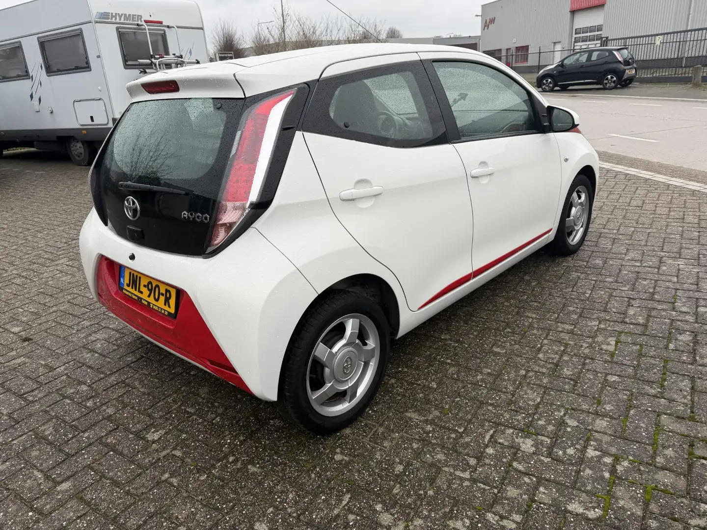 Toyota Aygo 1.0 VVT-i x-cite Blanc - 2