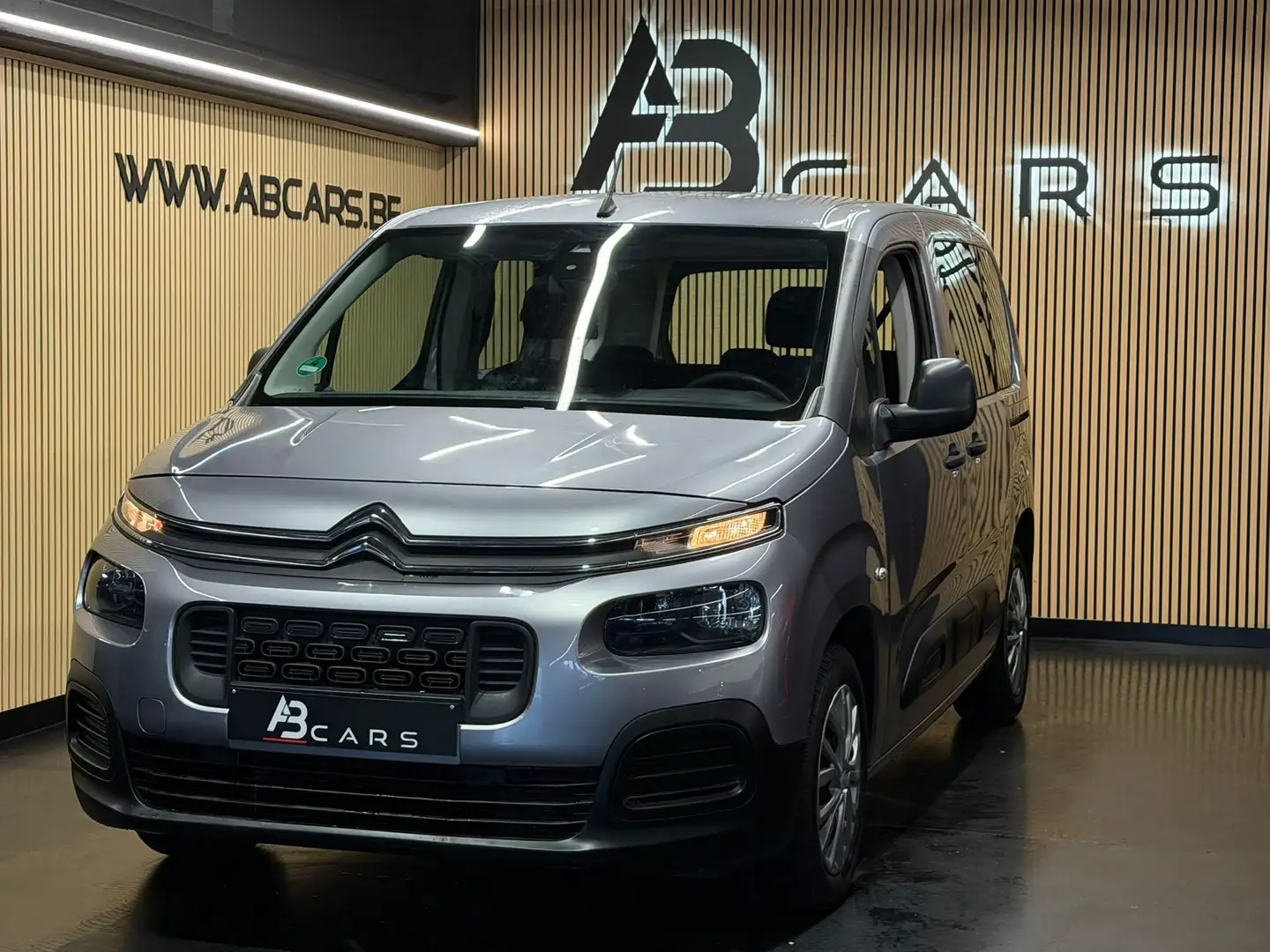 Citroen Berlingo 1.5 BlueHDi * GARANTIE 12 MOIS * 1er prop Gri - 2