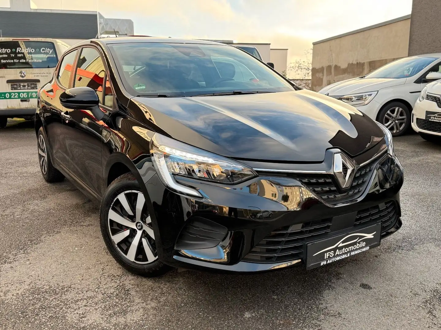 Renault Clio V Equilibre*APPLECAR*SHZ*TEMPOMAT*PDC Negro - 2