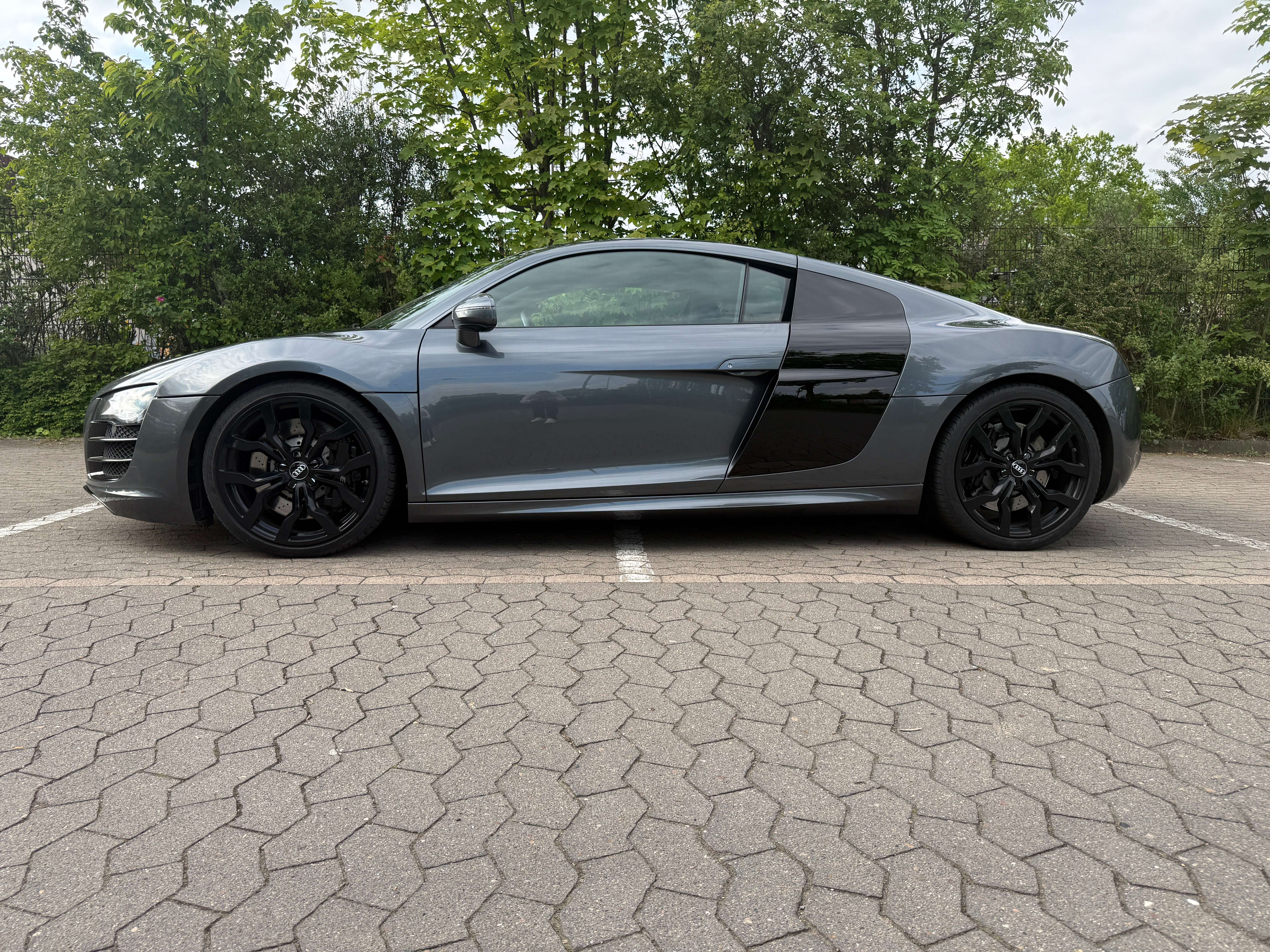 Second hand Audi R8 5.2