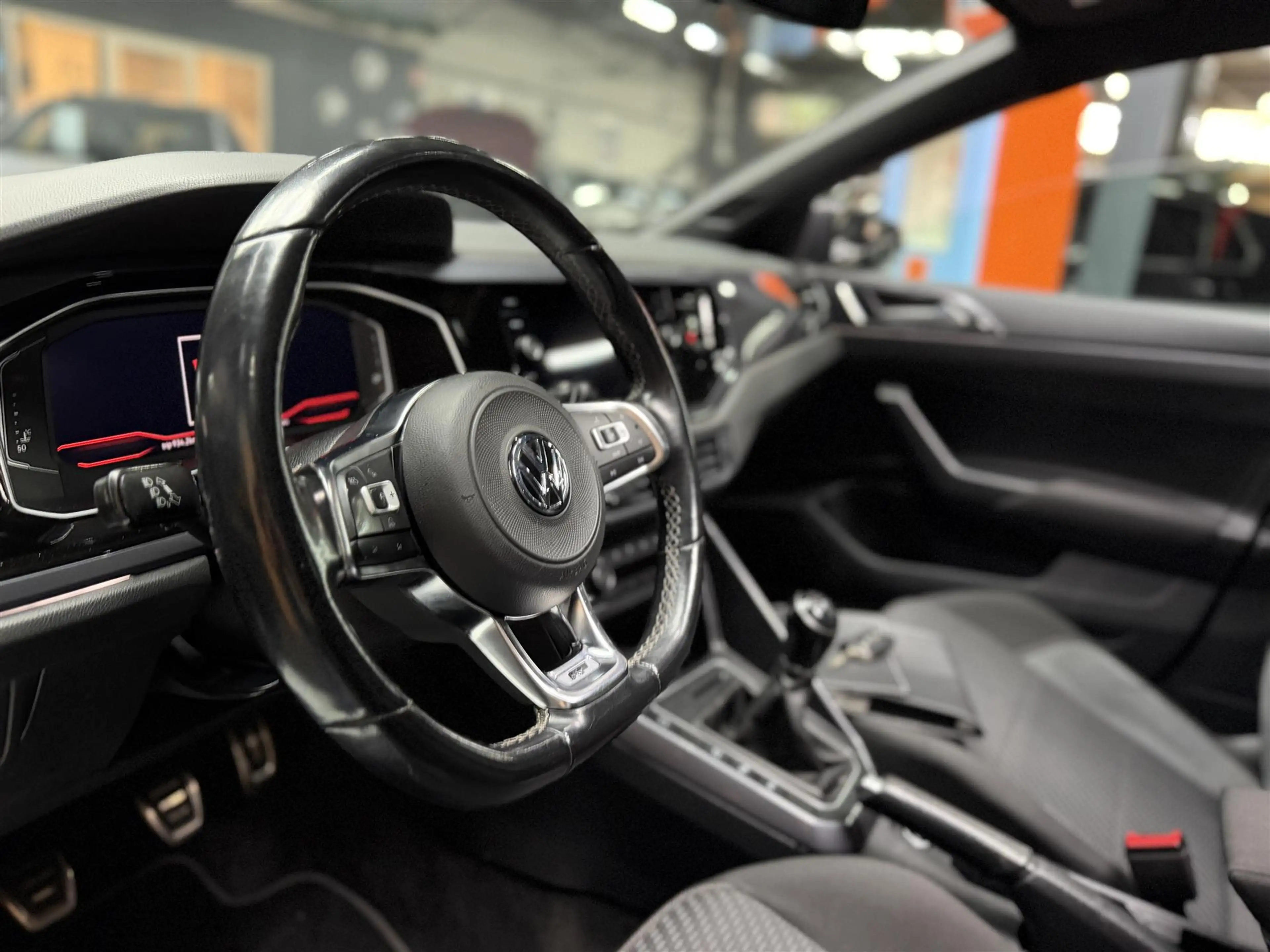 Volkswagen Polo 1.0 TSI R-Line | Pano | Navi | clima 5-Drs — photo 4