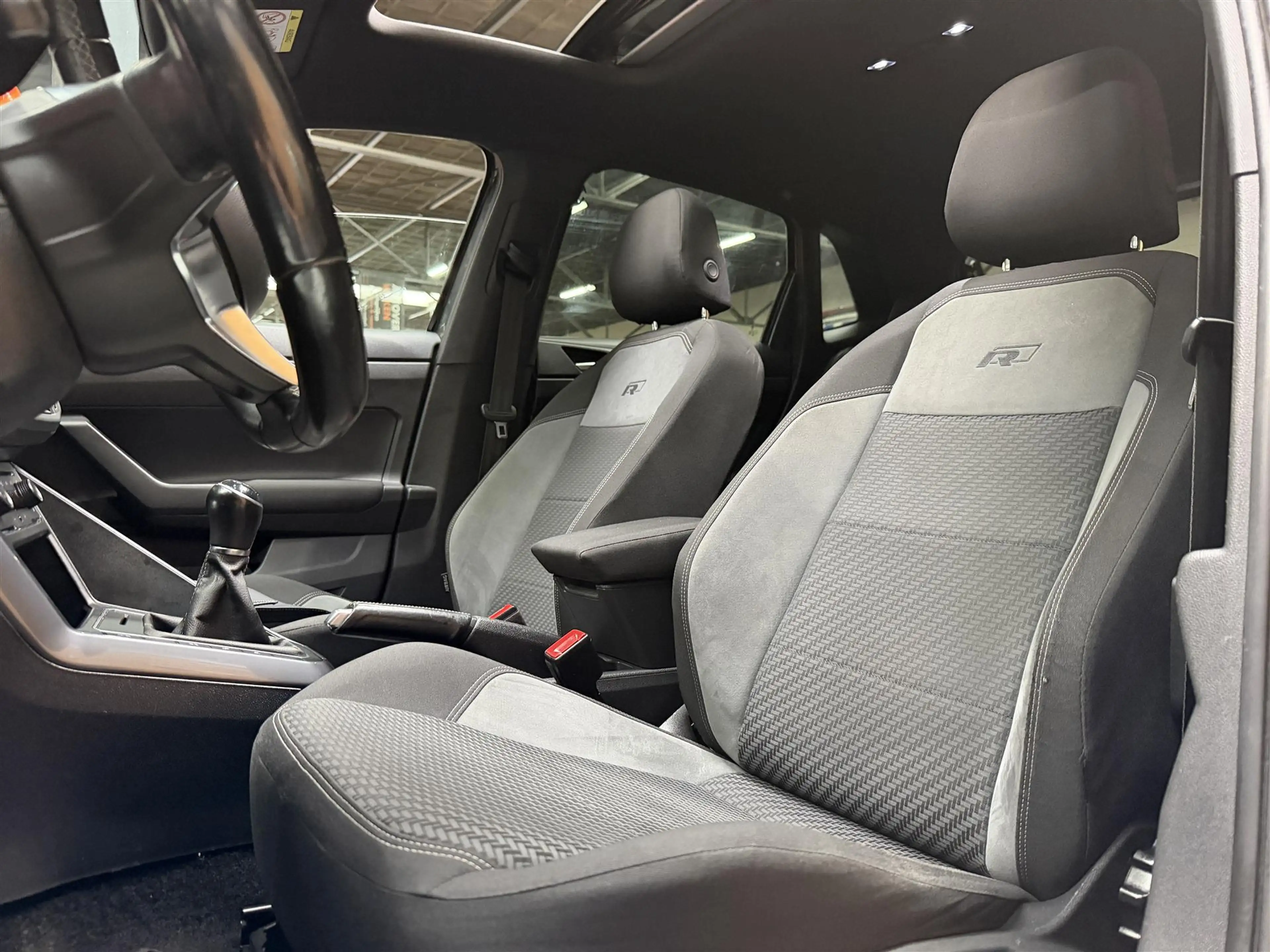Volkswagen Polo 1.0 TSI R-Line | Pano | Navi | clima 5-Drs — photo 15